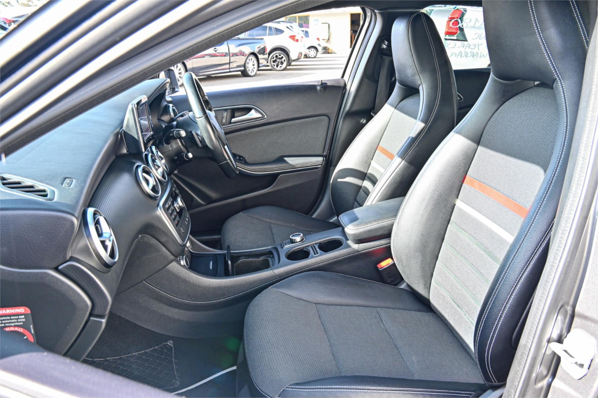 2015 MERCEDES-BENZ A180 176 MY15 BE 7 SP AUTOMATIC 5D HATCHBACK