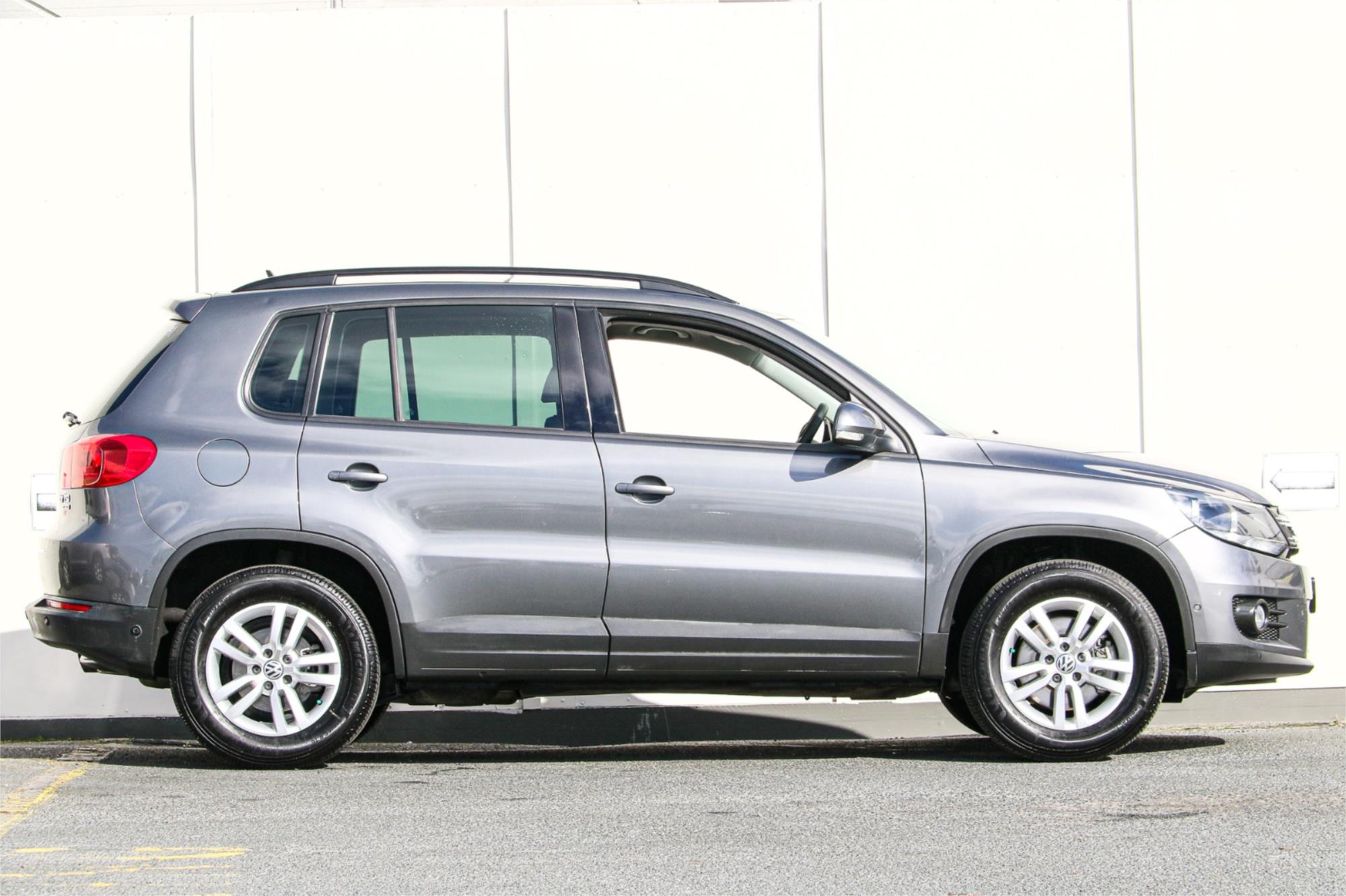 2012 VOLKSWAGEN TIGUAN 5NC MY12 132 TSI PACIFIC 6 SP AUTOMATIC 4D WAGON