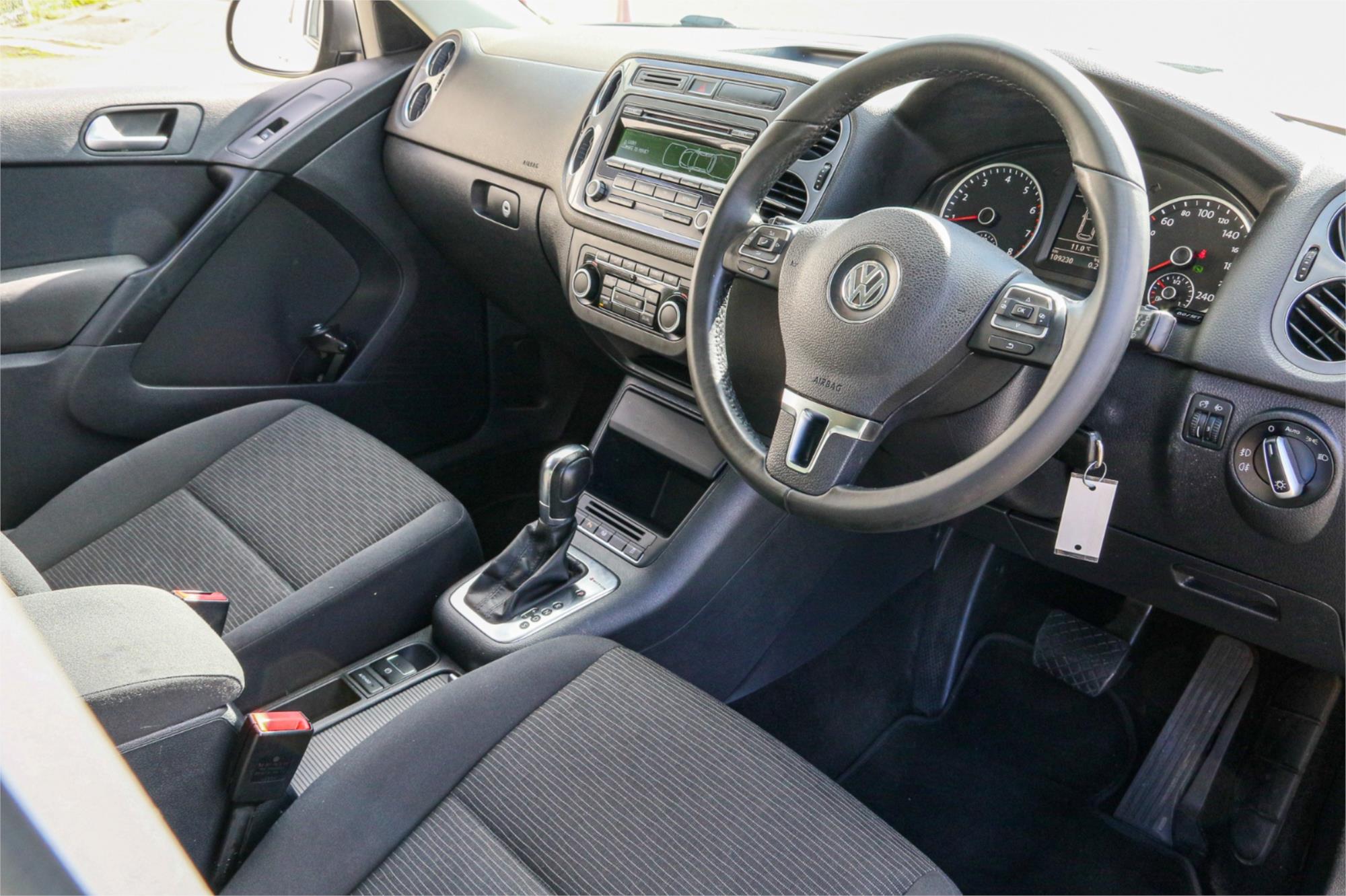 2012 VOLKSWAGEN TIGUAN 5NC MY12 132 TSI PACIFIC 6 SP AUTOMATIC 4D WAGON