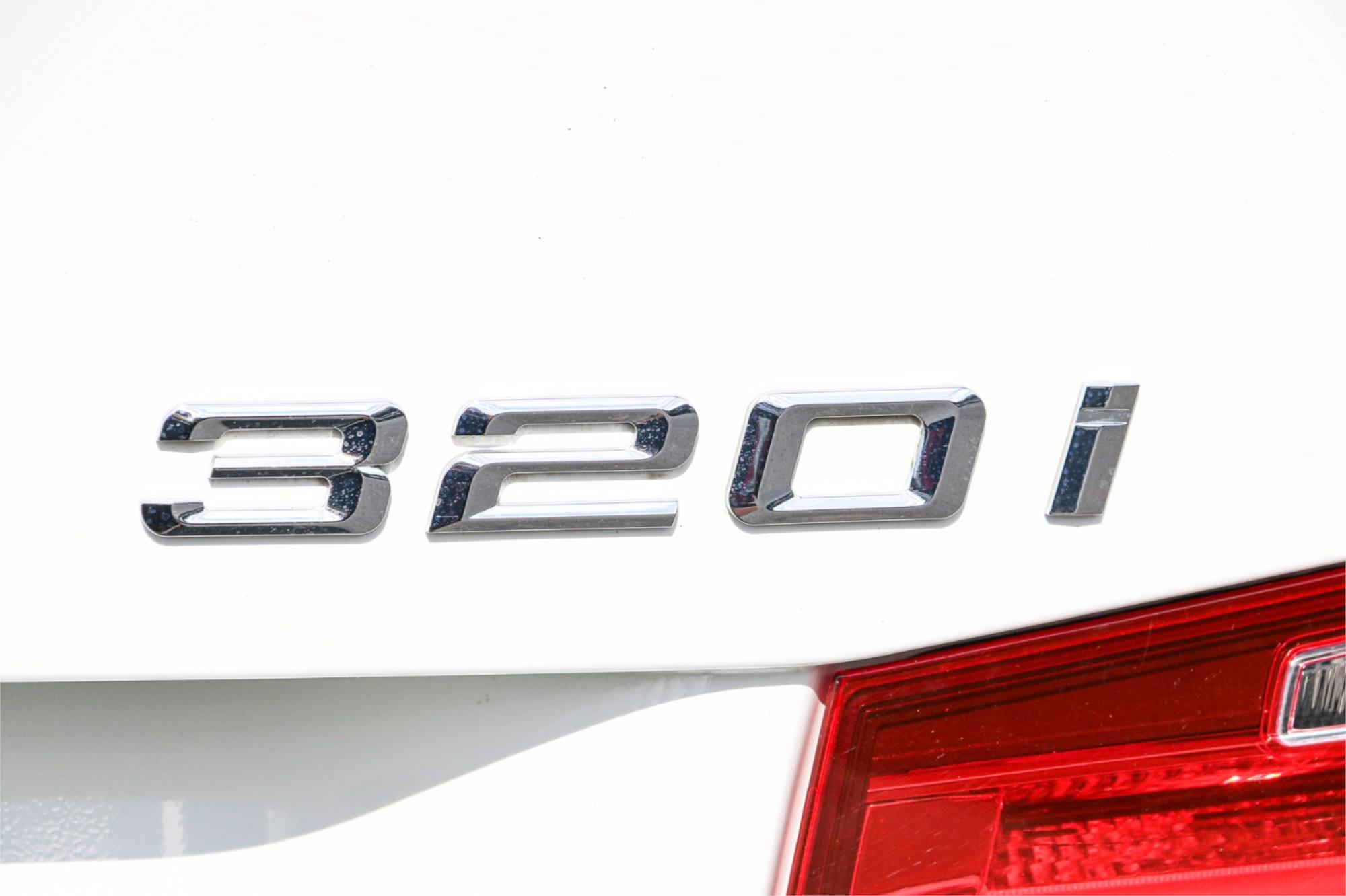 2015 BMW 3 F30 LCI 20i M SPORT 8 SP AUTOMATIC 4D SEDAN