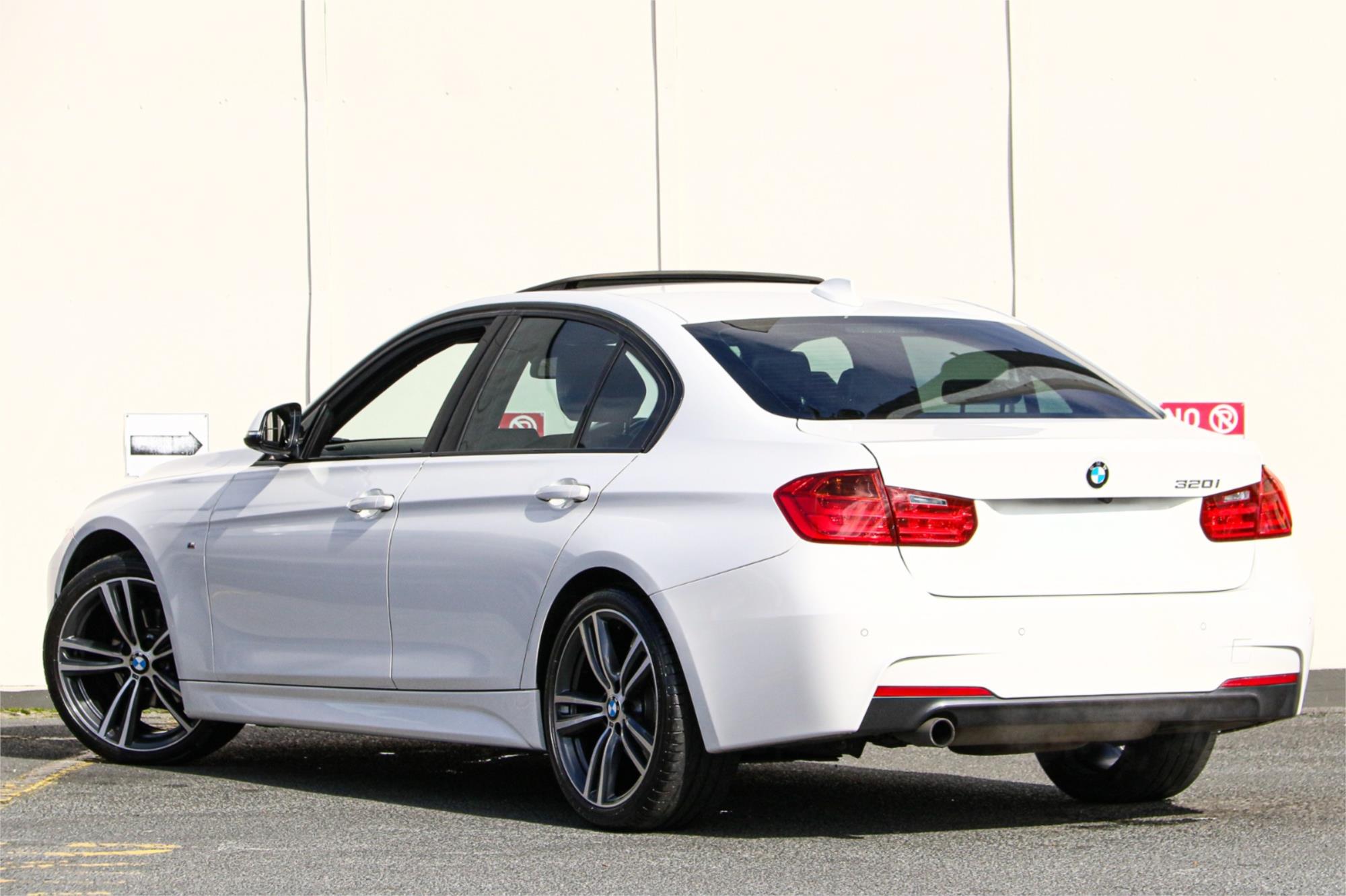 2015 BMW 3 F30 LCI 20i M SPORT 8 SP AUTOMATIC 4D SEDAN