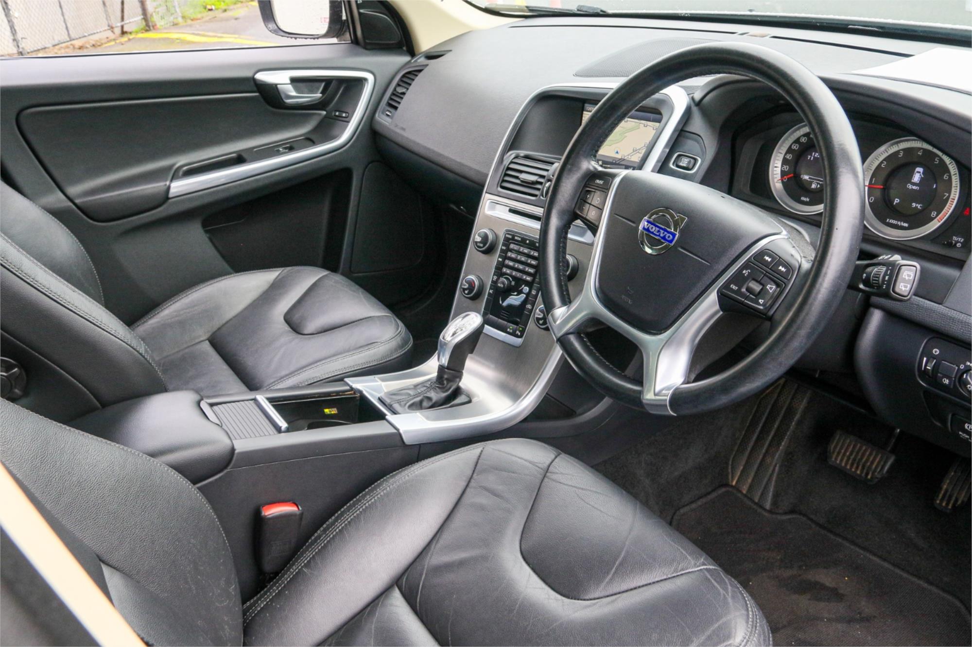 2012 VOLVO XC60 DZ MY12 T5 6 SP AUTO DUAL CLUTCH 4D WAGON
