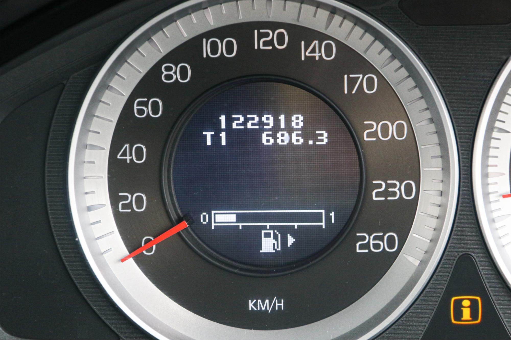 2012 VOLVO XC60 DZ MY12 T5 6 SP AUTO DUAL CLUTCH 4D WAGON