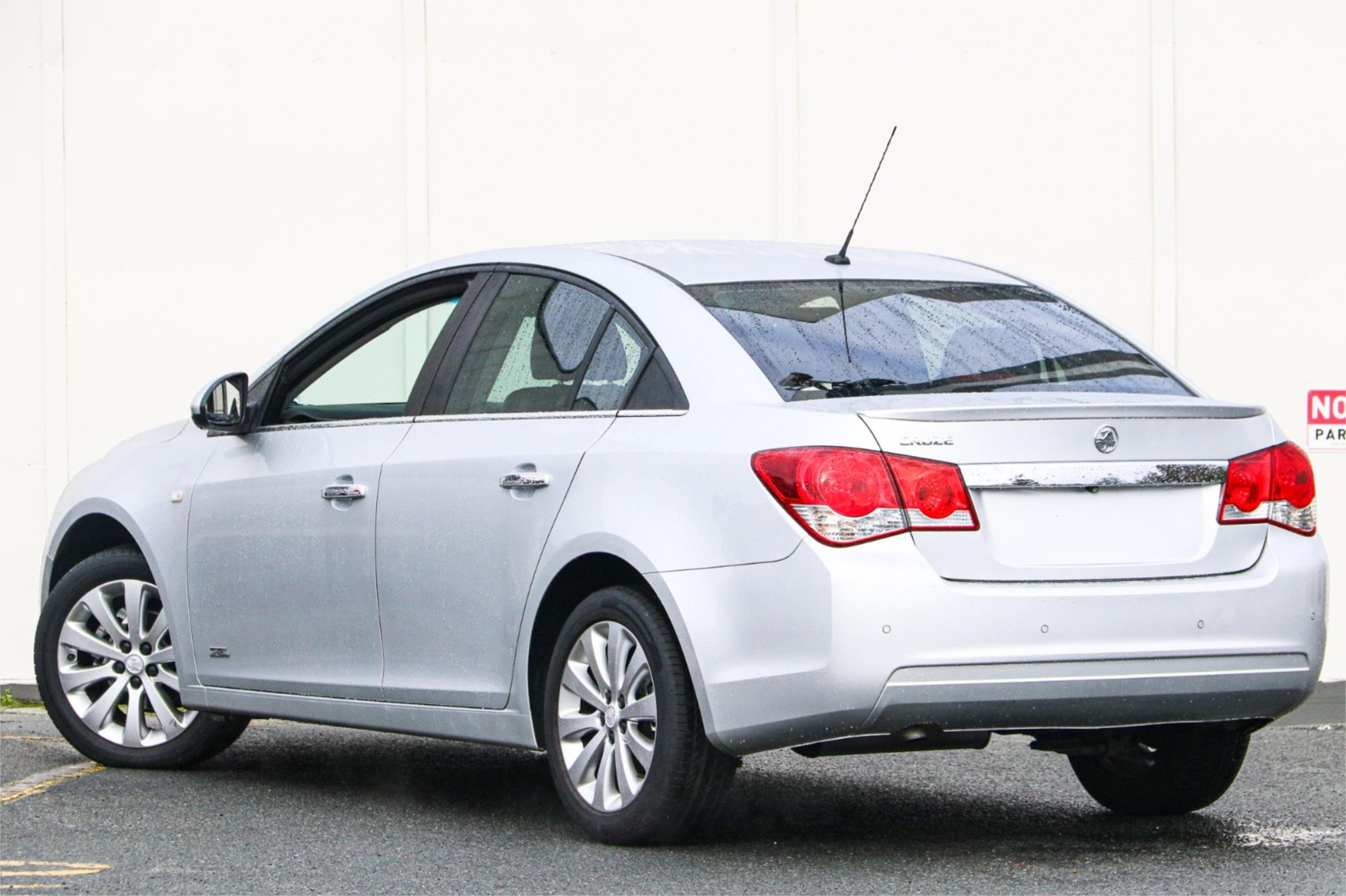 2014 HOLDEN CRUZE JH MY14 Z-SERIES 6 SP AUTOMATIC 4D SEDAN