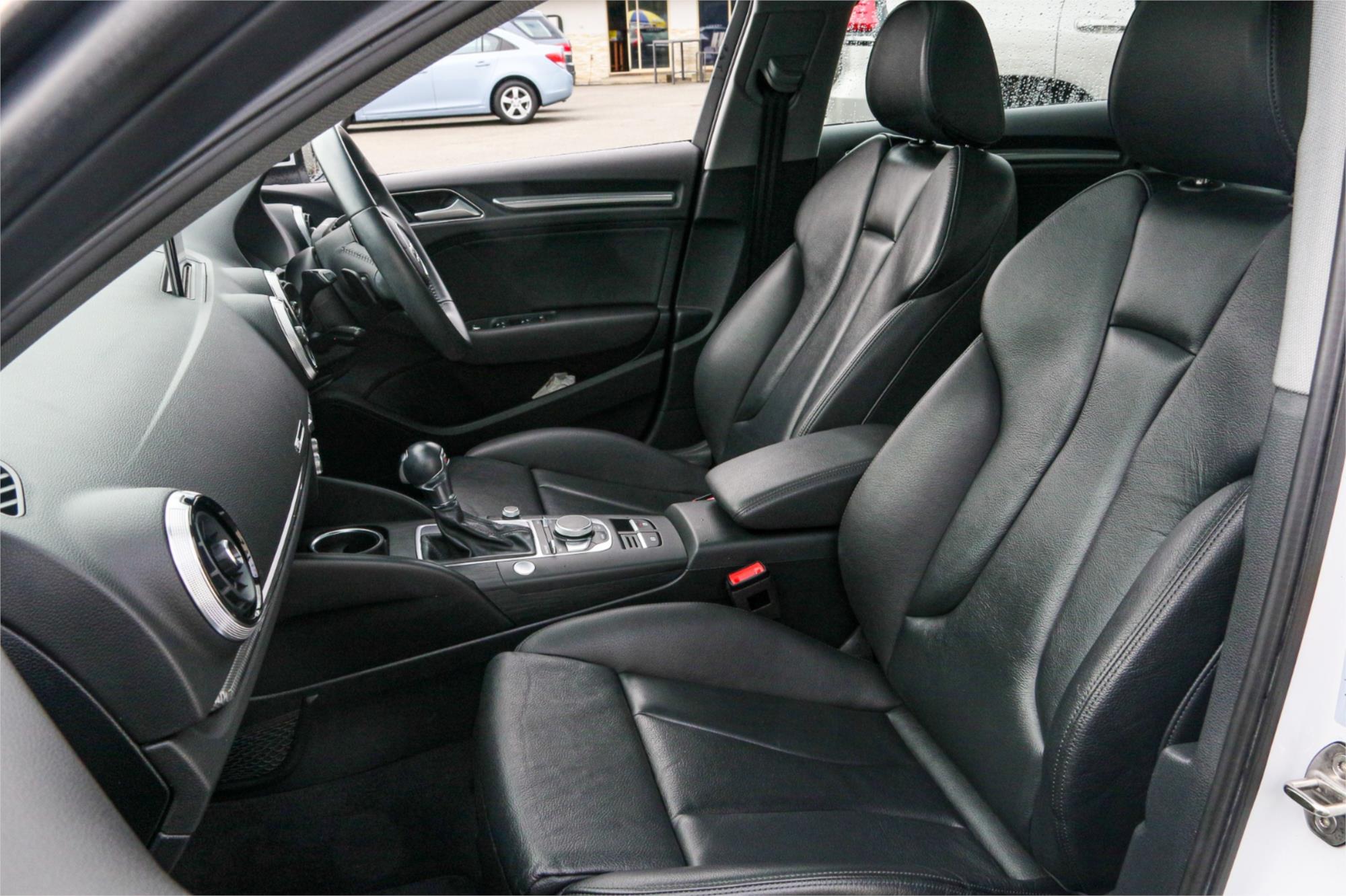 2019 AUDI A3 8V MY19 35 TFSI (1.4 TFSI) 7 SP AUTO S-TRONIC 4D SEDAN
