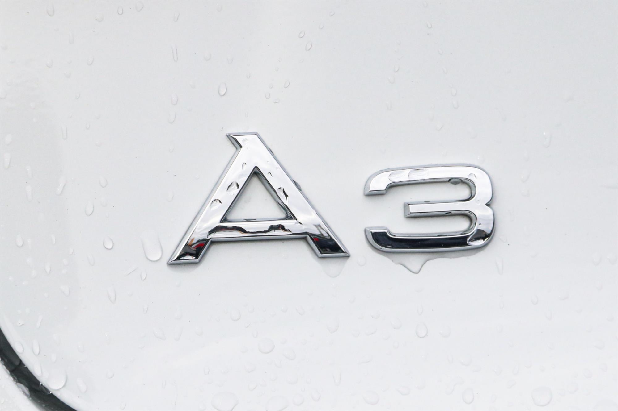 2019 AUDI A3 8V MY19 35 TFSI (1.4 TFSI) 7 SP AUTO S-TRONIC 4D SEDAN