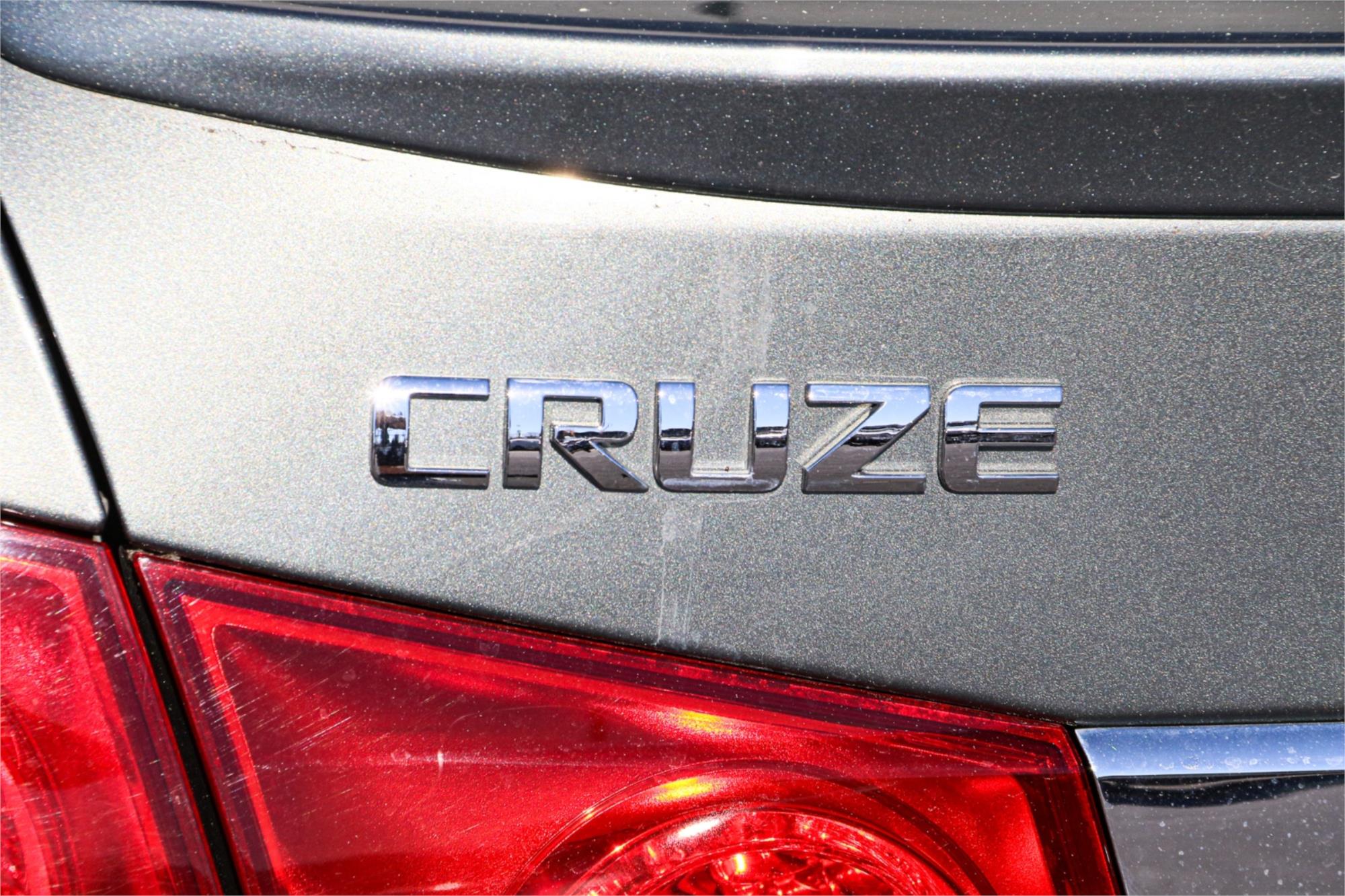 2016 HOLDEN CRUZE JH MY16 Z-SERIES 6 SP AUTOMATIC 4D SEDAN