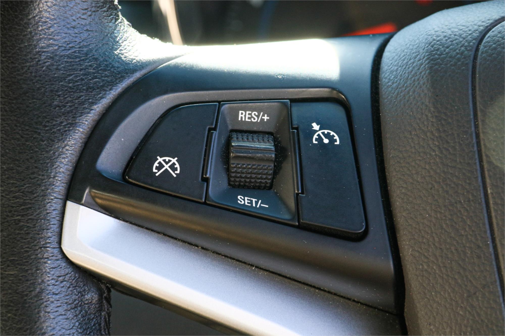 2015 HOLDEN CRUZE JH MY14 SRi V 6 SP AUTOMATIC 5D HATCHBACK