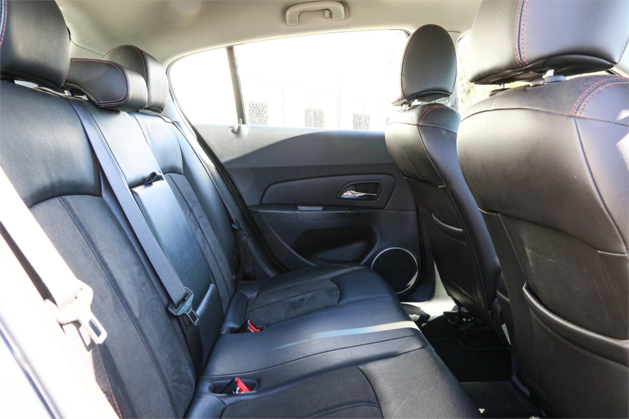 2015 HOLDEN CRUZE JH MY14 SRi V 6 SP AUTOMATIC 5D HATCHBACK