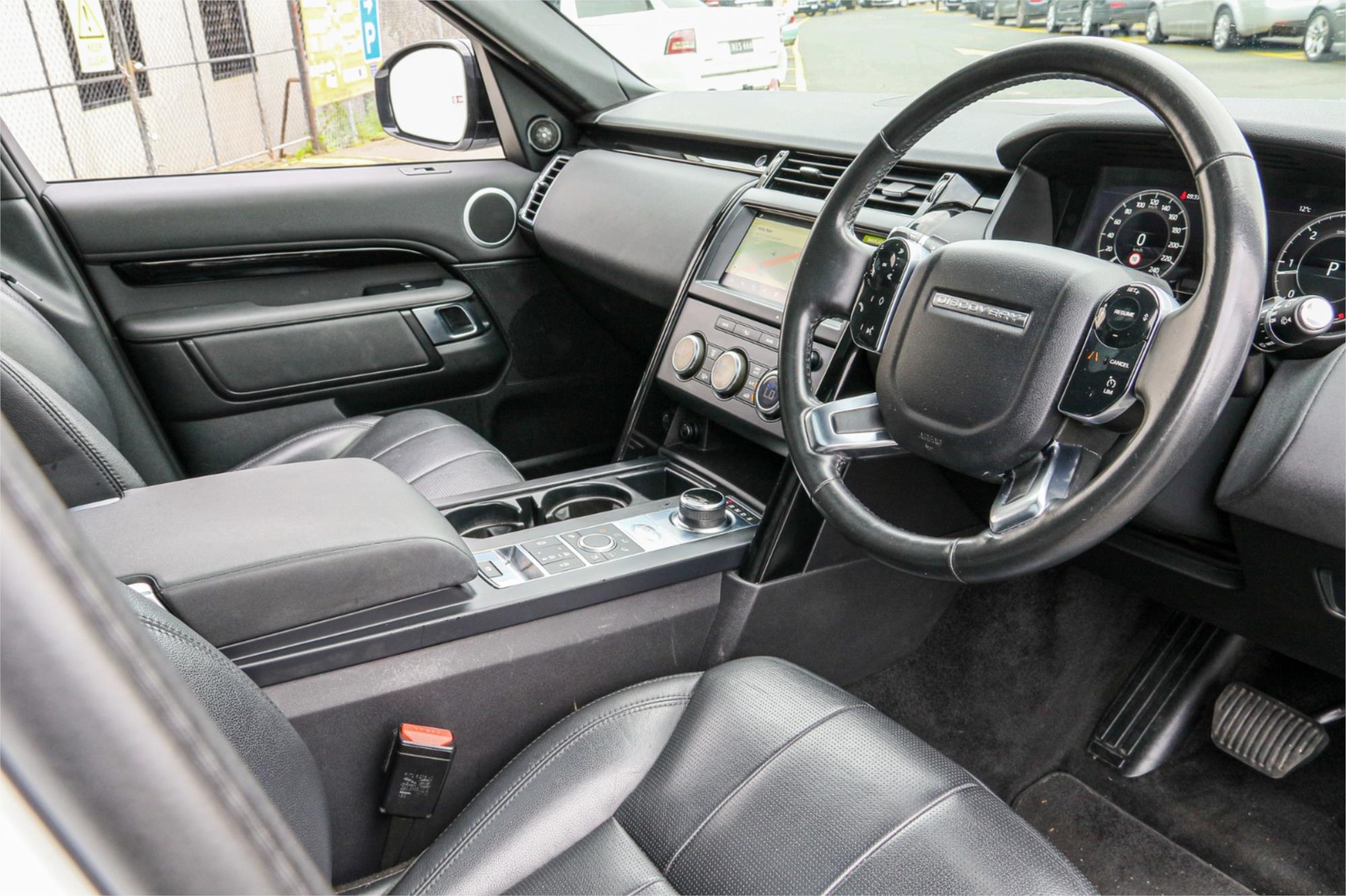 2019 LAND ROVER DISCOVERY L462 MY19 SD4 SE (177kW) 8 SP AUTOMATIC 4D WAGON