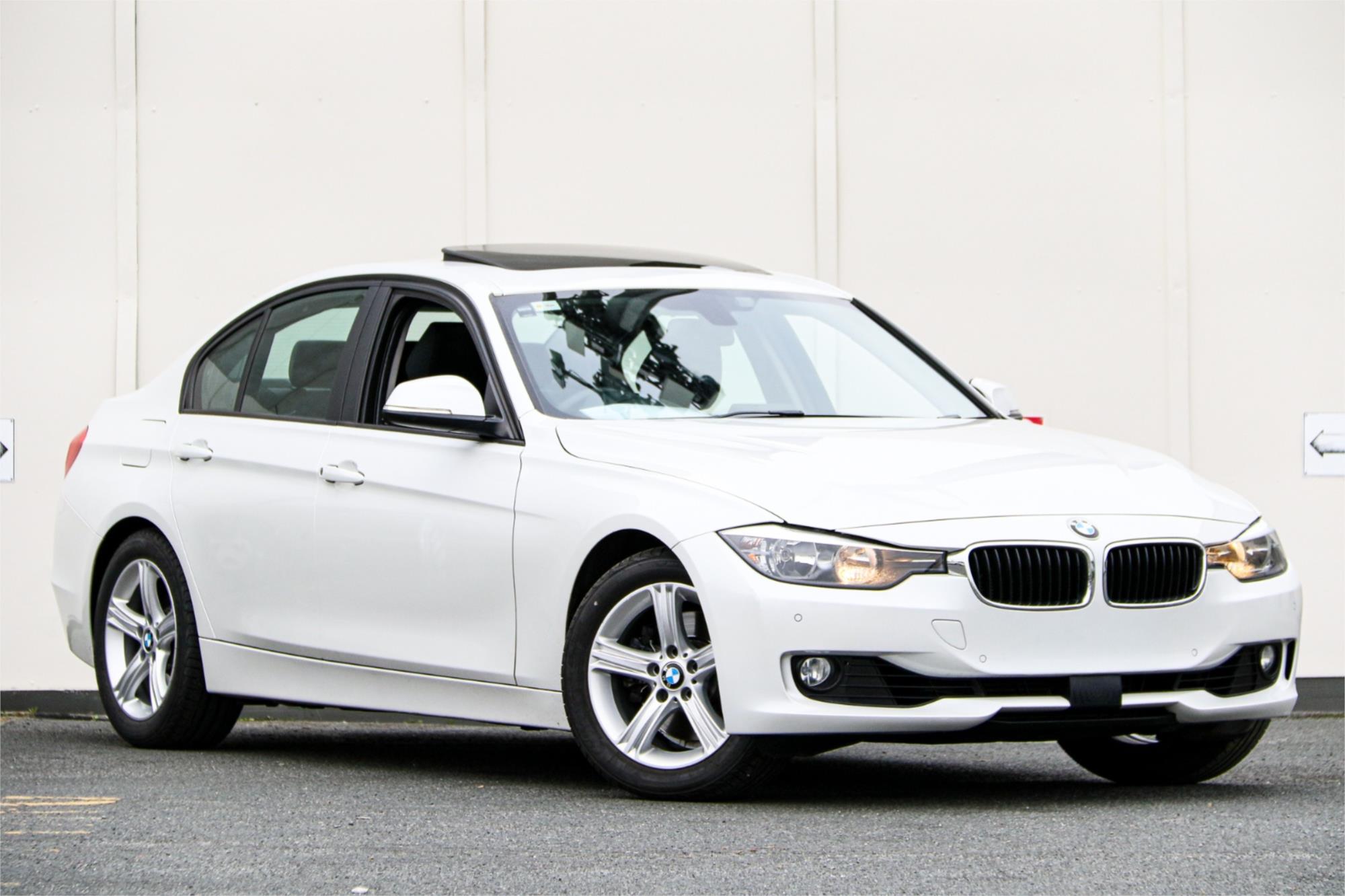 2013 BMW 3 F30 28i 8 SP AUTOMATIC 4D SEDAN