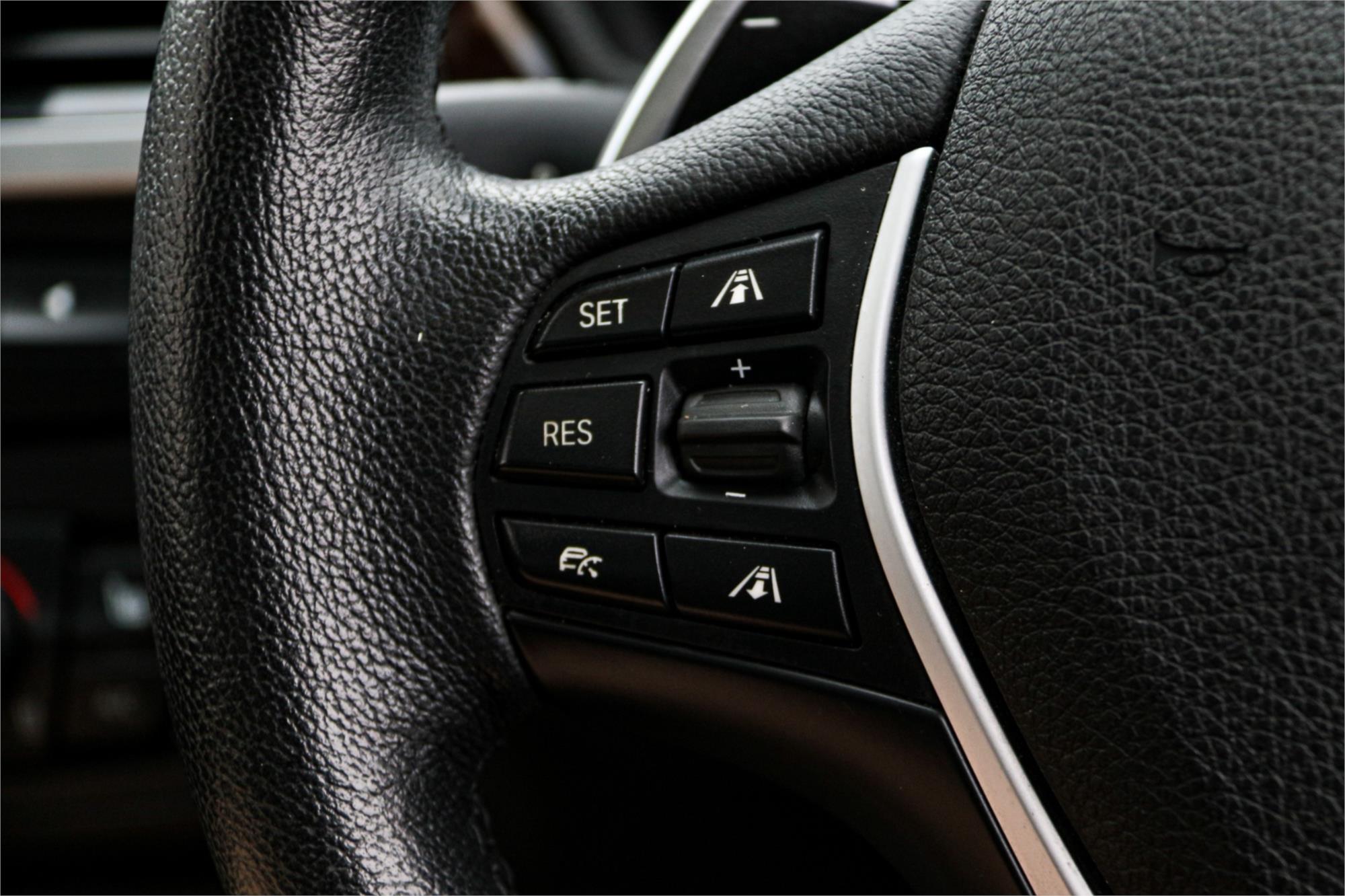 2013 BMW 3 F30 28i 8 SP AUTOMATIC 4D SEDAN