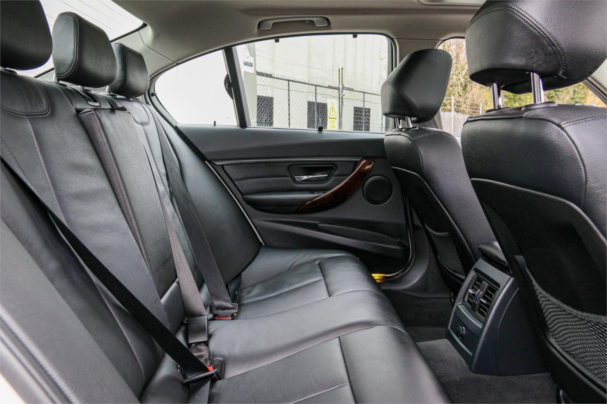 2013 BMW 3 F30 28i 8 SP AUTOMATIC 4D SEDAN
