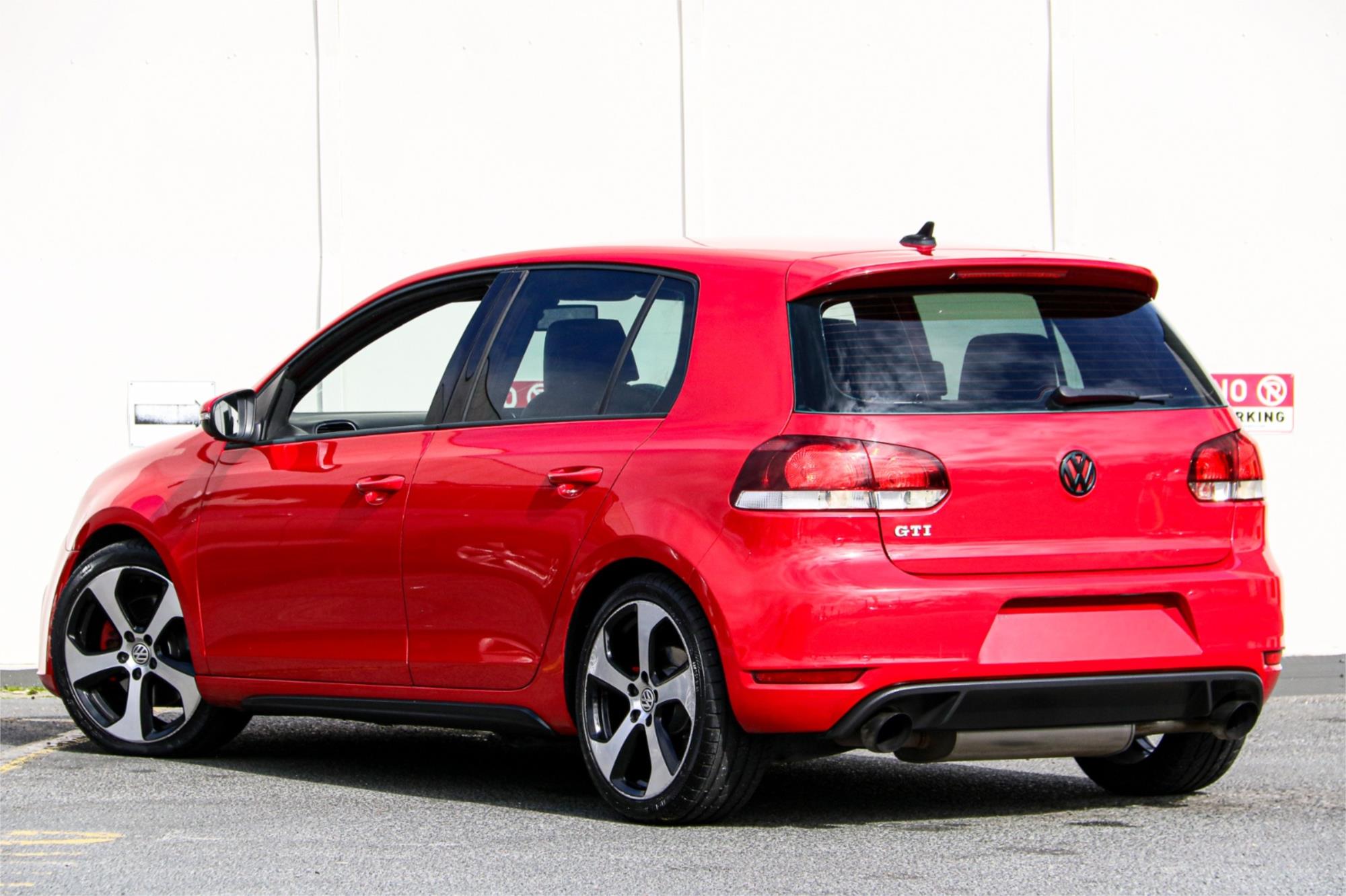 2011 VOLKSWAGEN GOLF 1K MY11 GTI 6 SP AUTO DIRECT SHIFT 5D HATCHBACK