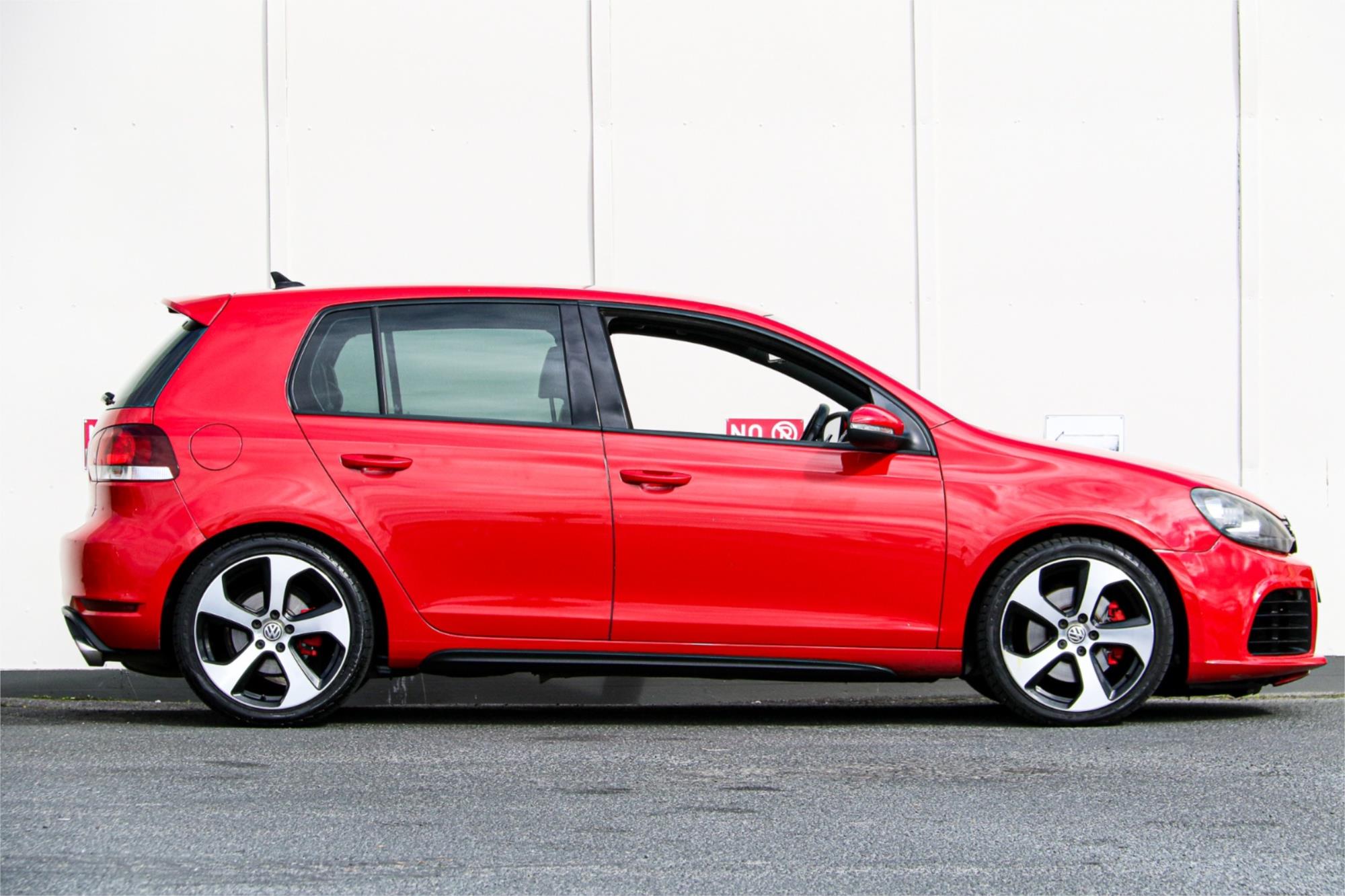 2011 VOLKSWAGEN GOLF 1K MY11 GTI 6 SP AUTO DIRECT SHIFT 5D HATCHBACK
