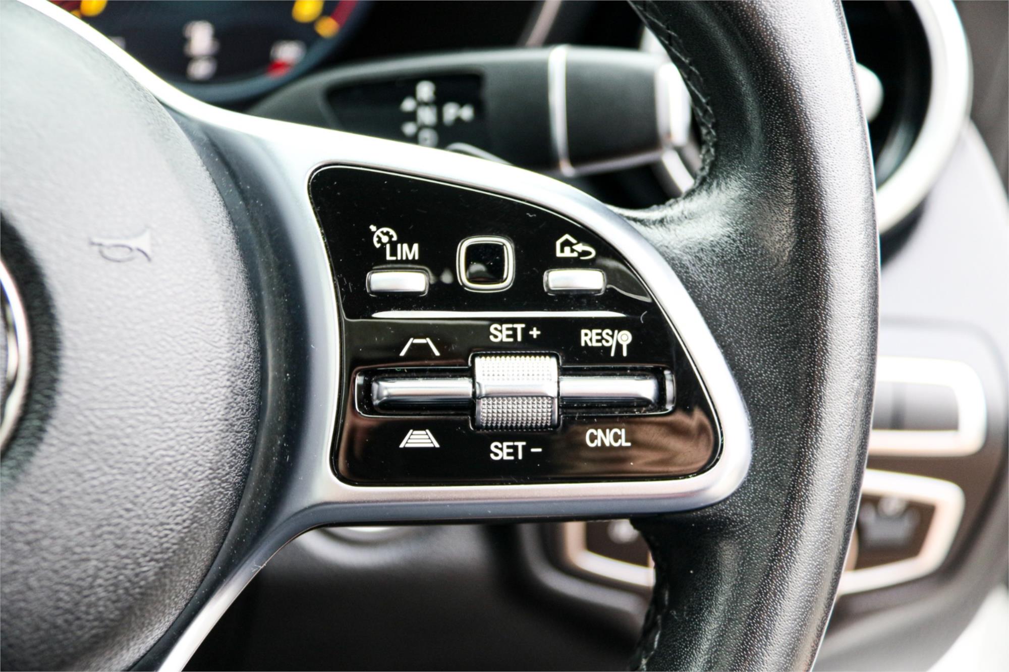 2019 MERCEDES-BENZ C300 W205 MY20 9 SP AUTOMATIC G-TRONIC 4D SALOON