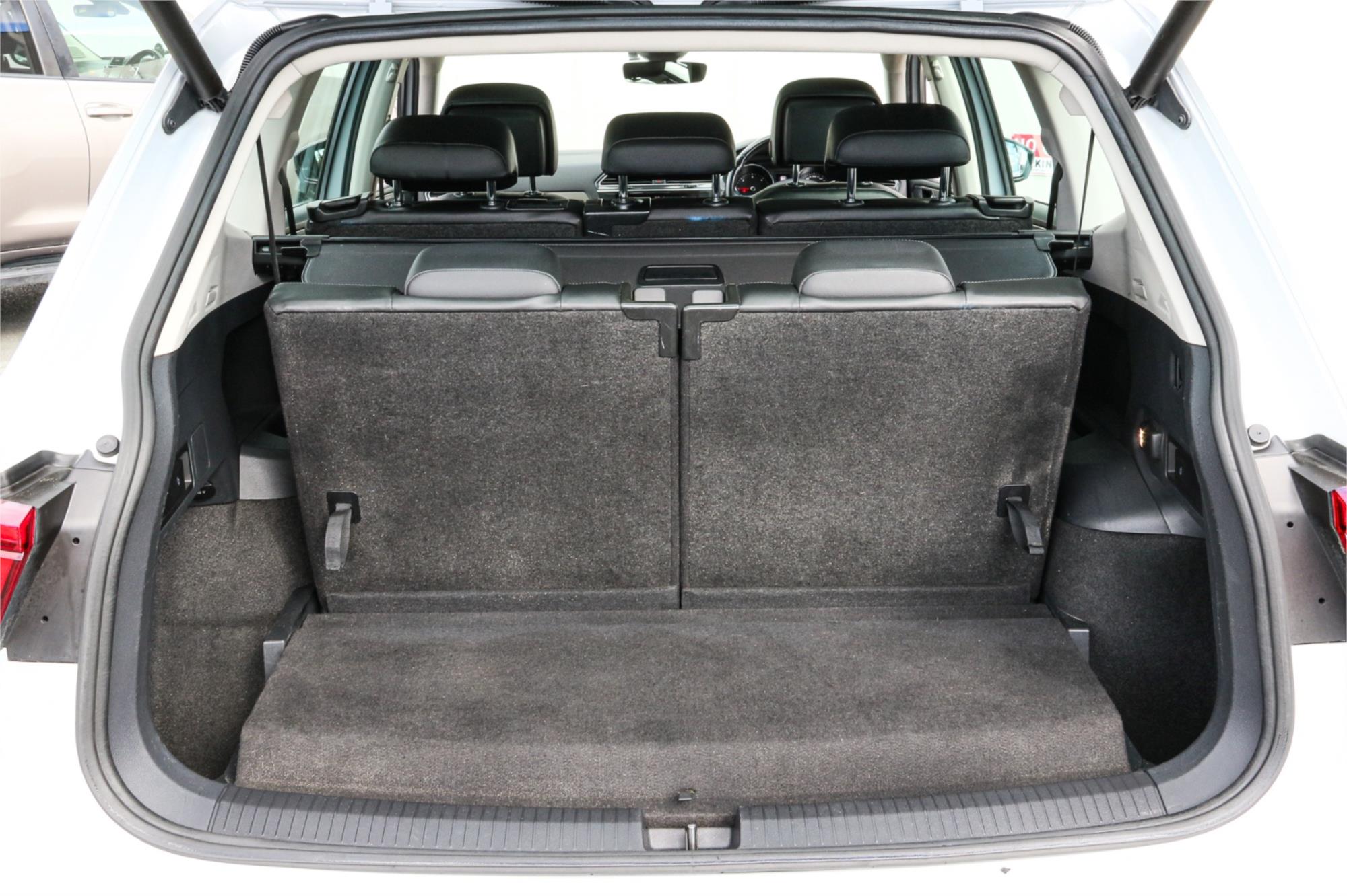 2018 VOLKSWAGEN TIGUAN 5NA MY18 110 TDI COMFORTLINE 7 SP AUTO DIRECT SHIFT 4D WAGON