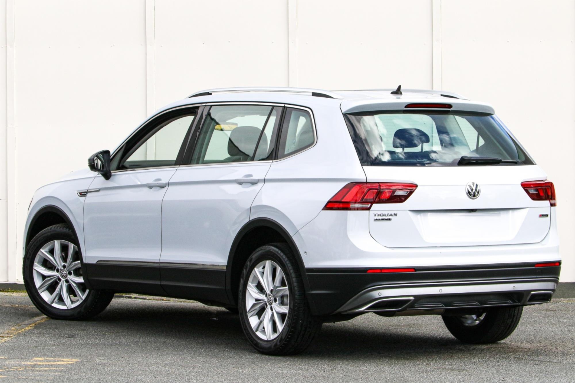 2018 VOLKSWAGEN TIGUAN 5NA MY18 110 TDI COMFORTLINE 7 SP AUTO DIRECT SHIFT 4D WAGON