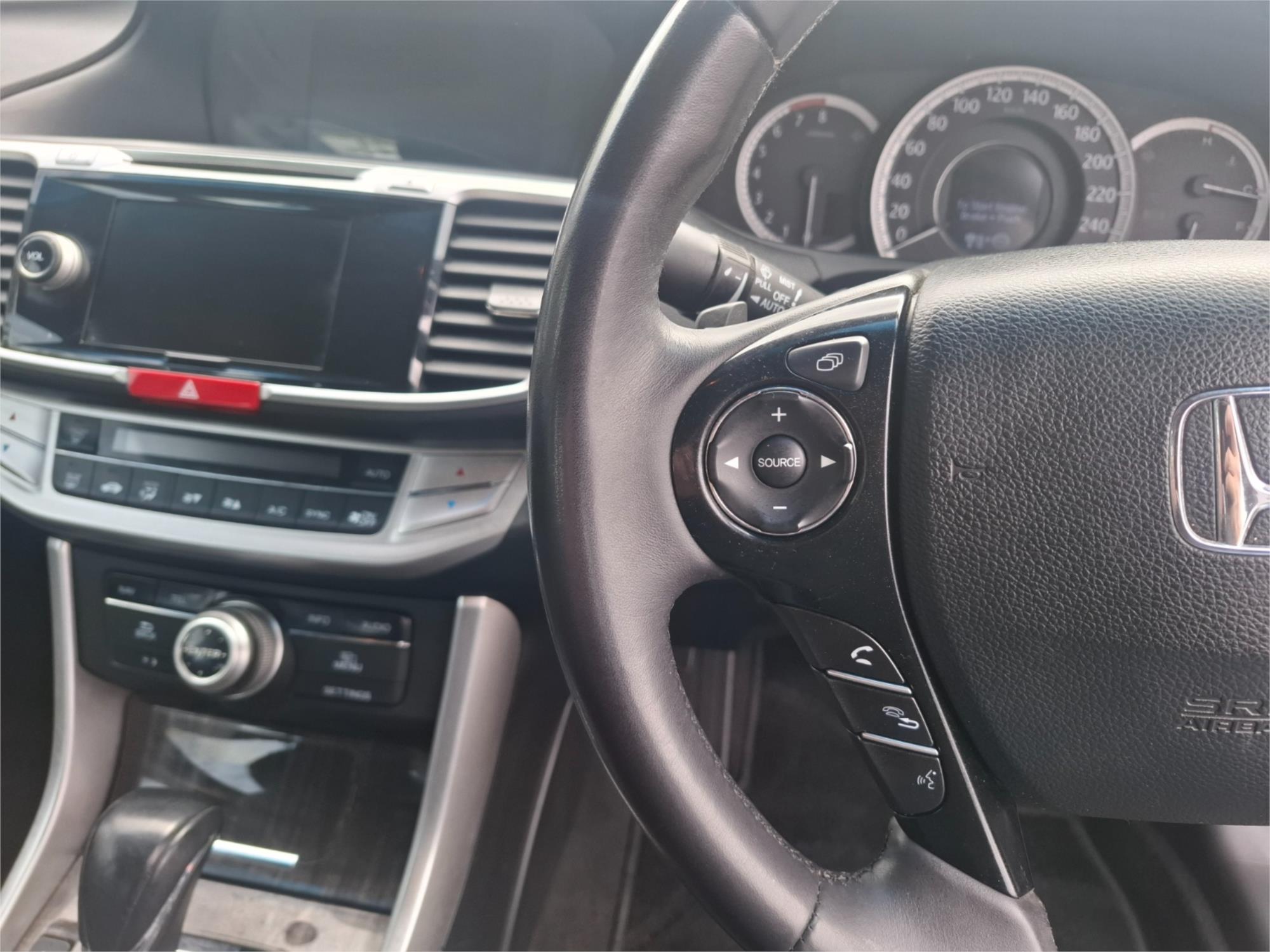 2016 HONDA ACCORD 60 VTi-L 5 SP AUTOMATIC 4D SEDAN