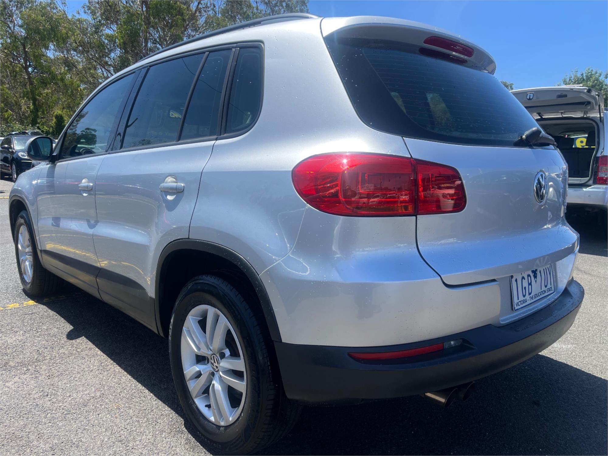 2012 VOLKSWAGEN TIGUAN 5NC MY12 103 TDI 6 SP MANUAL 4D WAGON