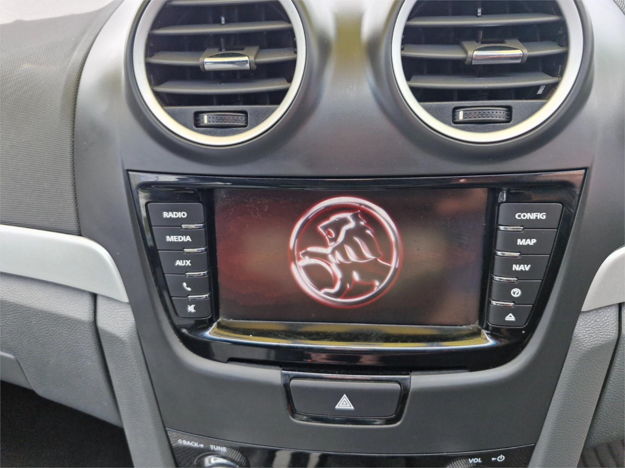 2010 HOLDEN COMMODORE VE II SV6 6 SP AUTOMATIC 4D SEDAN