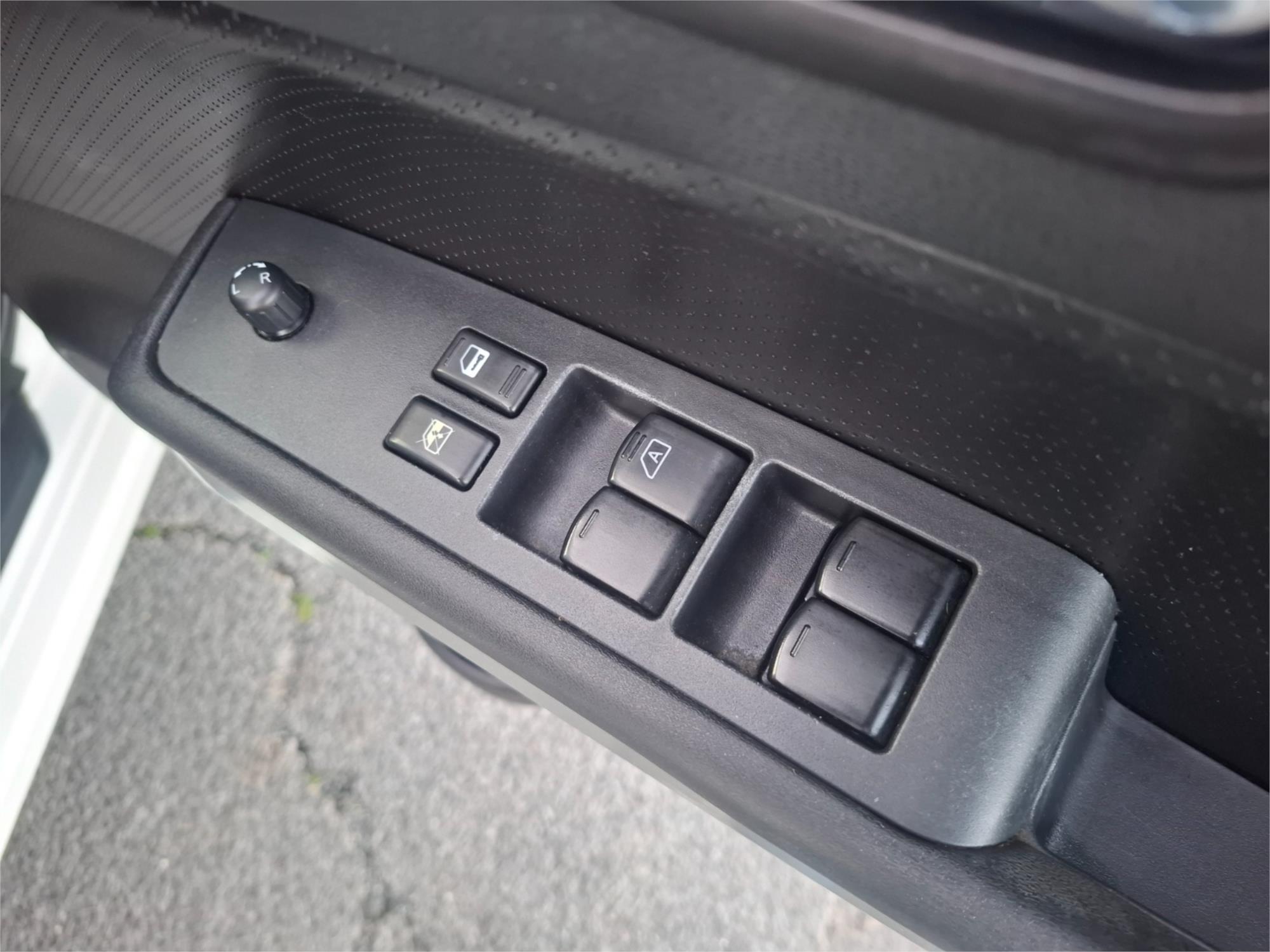 2011 NISSAN X-TRAIL T31 MY11 ST-L (FWD) CONTINUOUS VARIABLE 4D WAGON