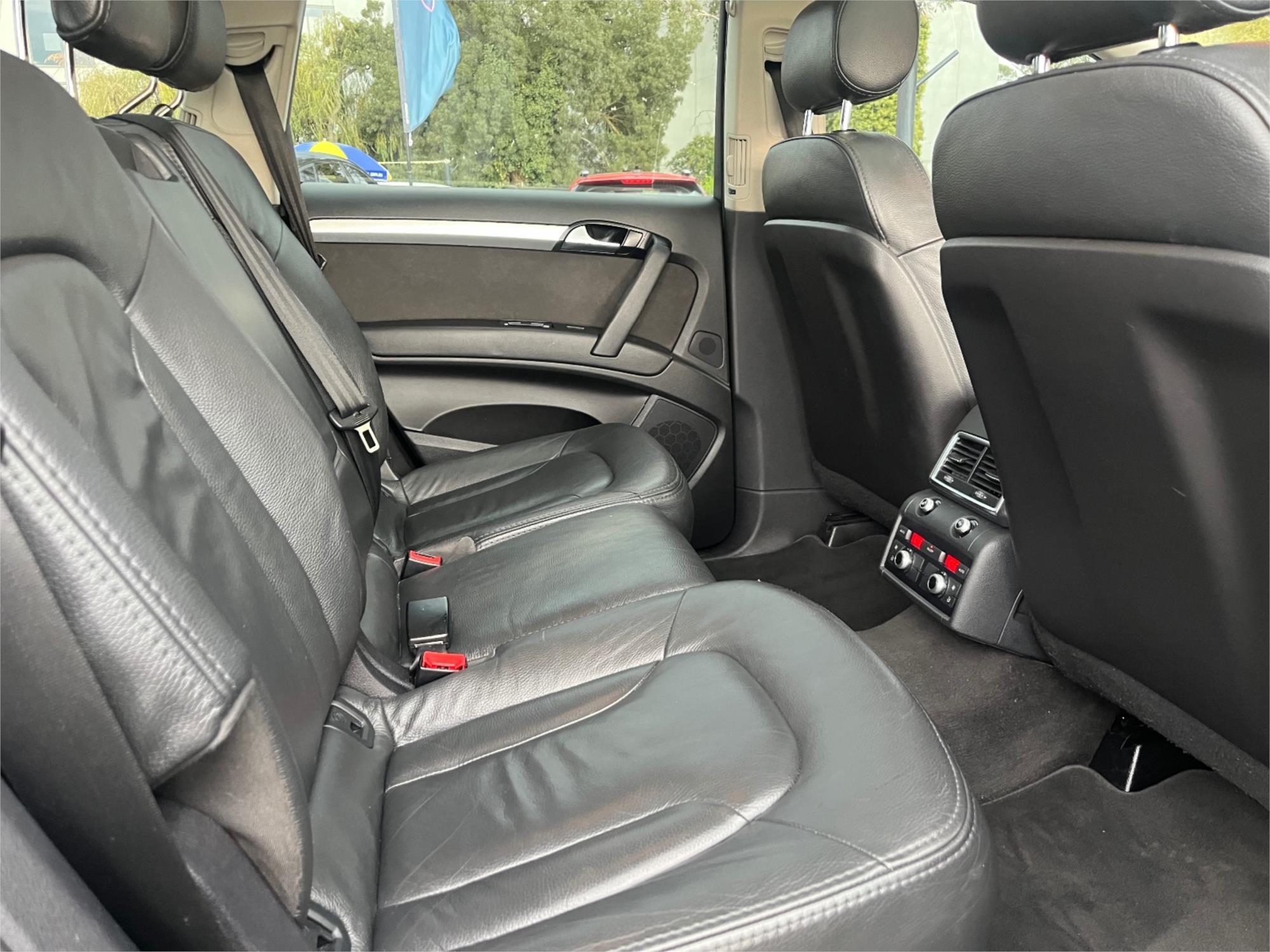 2010 AUDI Q7 MY11 3.0 TDI QUATTRO 8 SP AUTOMATIC TIPTRONIC 4D WAGON