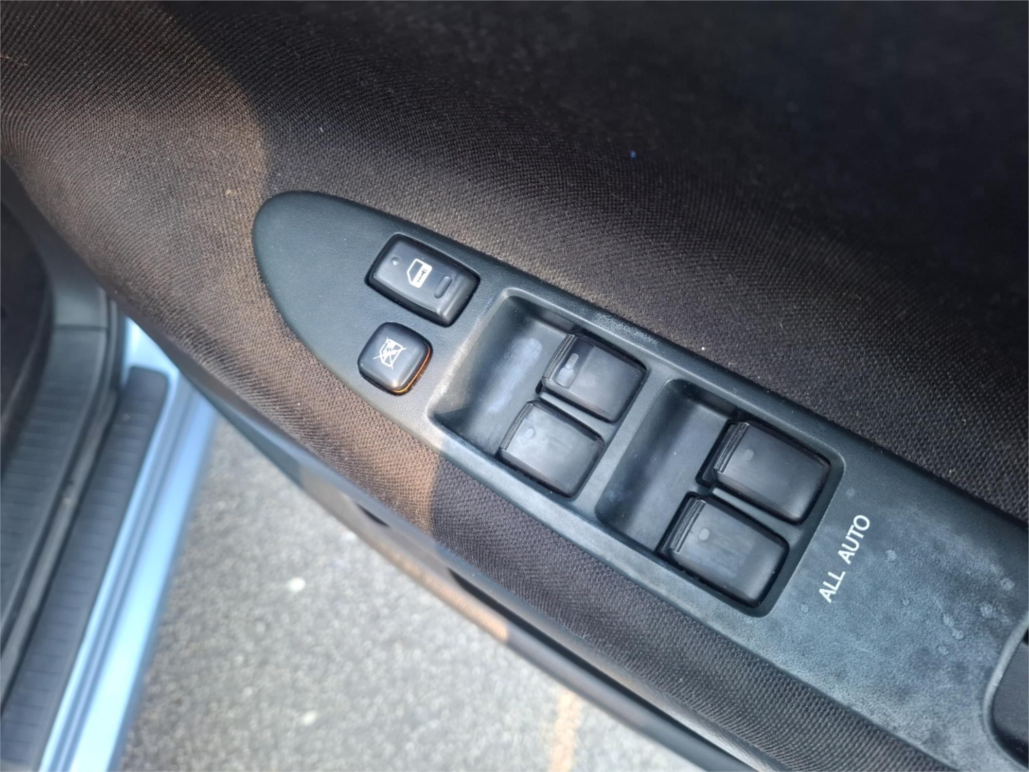 2004 TOYOTA AVENSIS ACM21R VERSO GLX 4 SP AUTOMATIC 4D WAGON