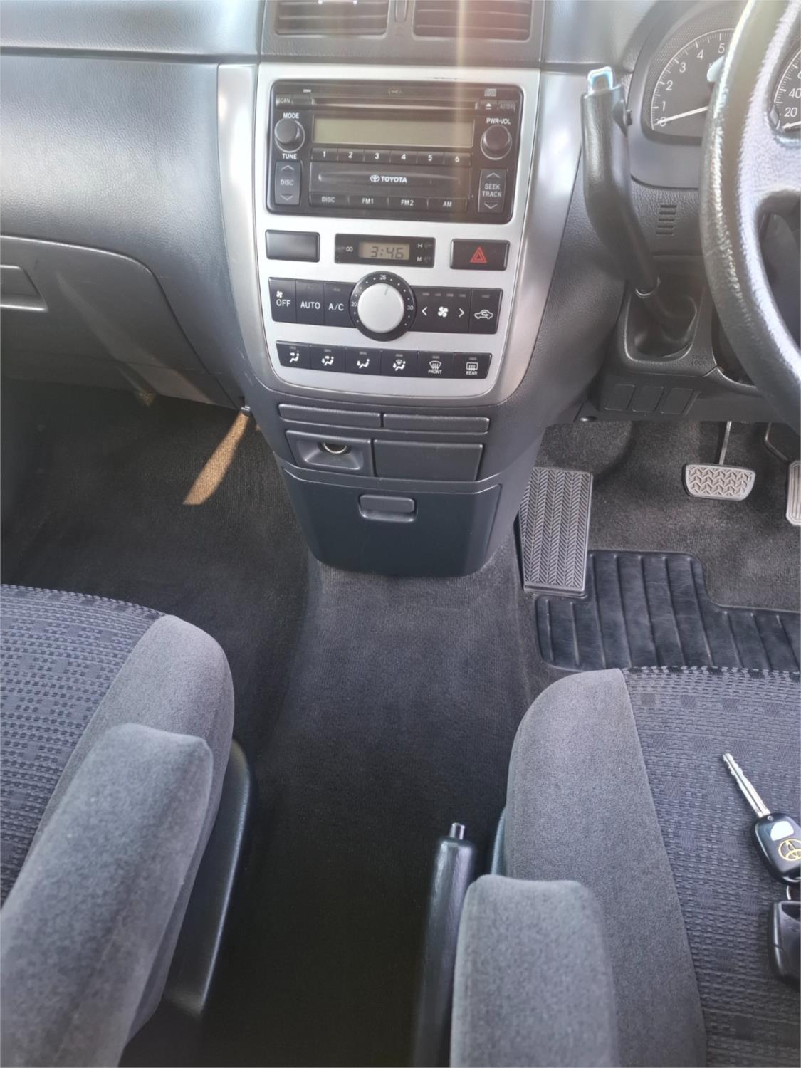 2004 TOYOTA AVENSIS ACM21R VERSO GLX 4 SP AUTOMATIC 4D WAGON