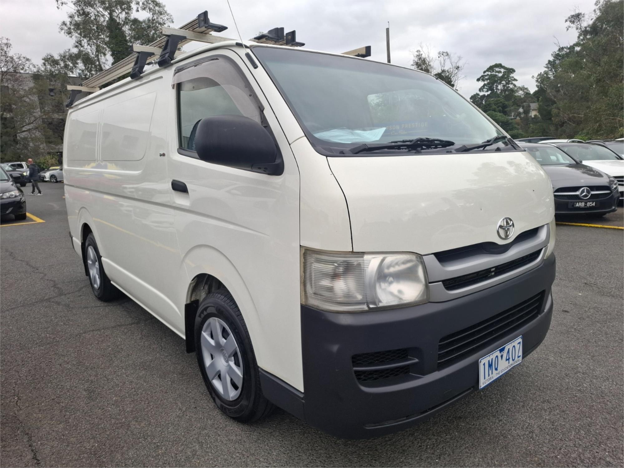 2010 TOYOTA HIACE KDH201R MY07 UPGRADE LWB 5 SP MANUAL 4D VAN