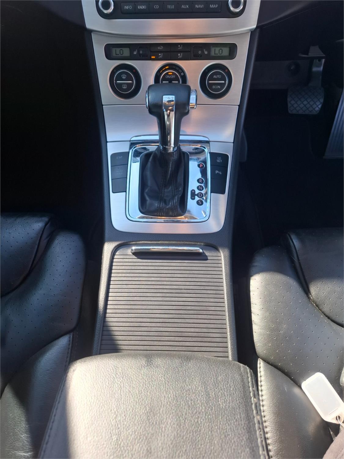 2006 VOLKSWAGEN PASSAT 3C 2.0 TDI 6 SP AUTO DIRECT SHIFT 4D SEDAN