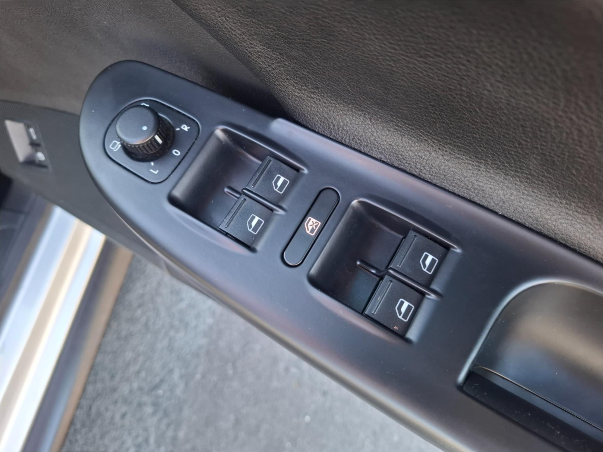 2006 VOLKSWAGEN PASSAT 3C 2.0 TDI 6 SP AUTO DIRECT SHIFT 4D SEDAN