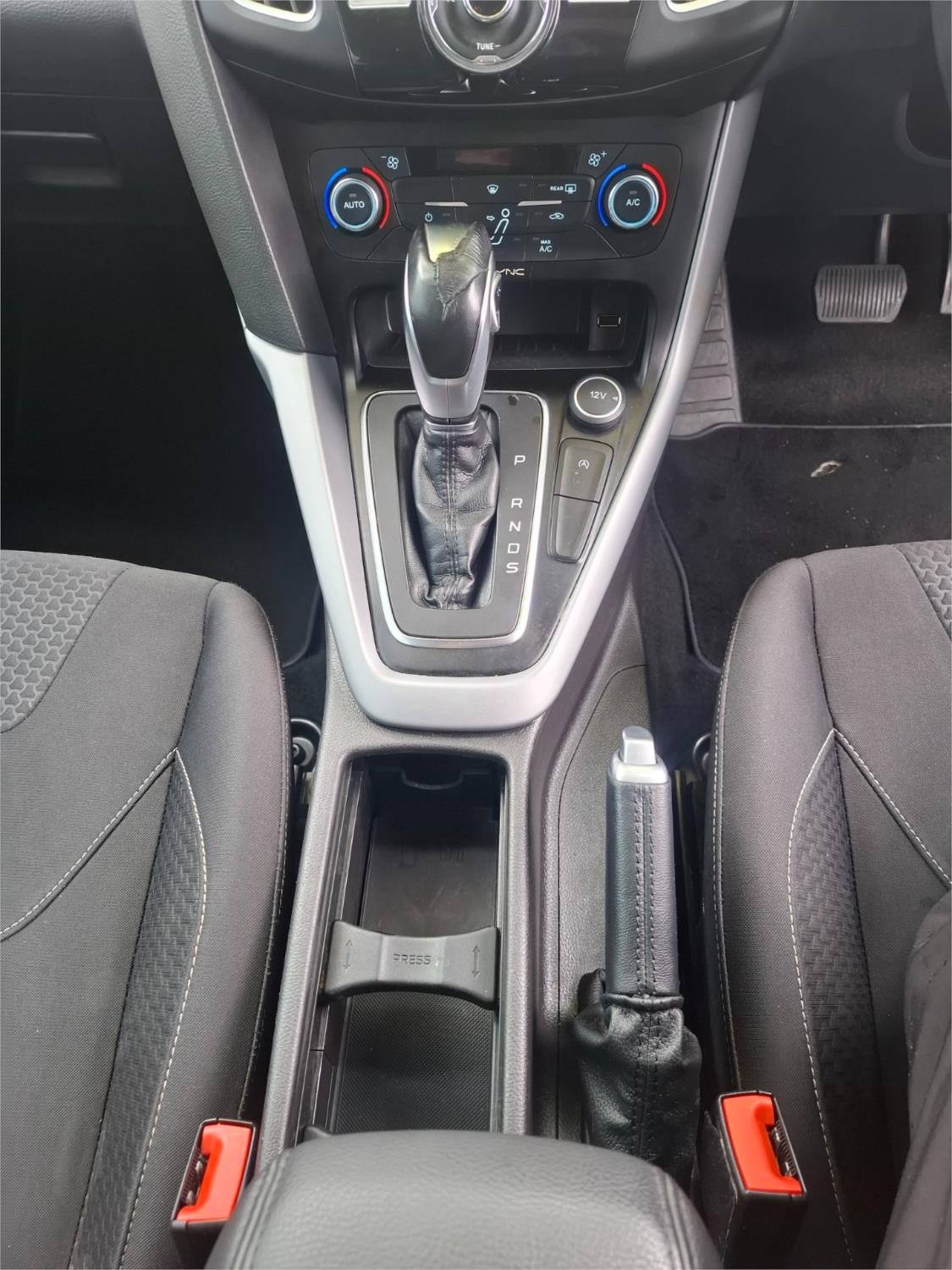 2016 FORD FOCUS LZ SPORT 6 SP AUTOMATIC 5D HATCHBACK