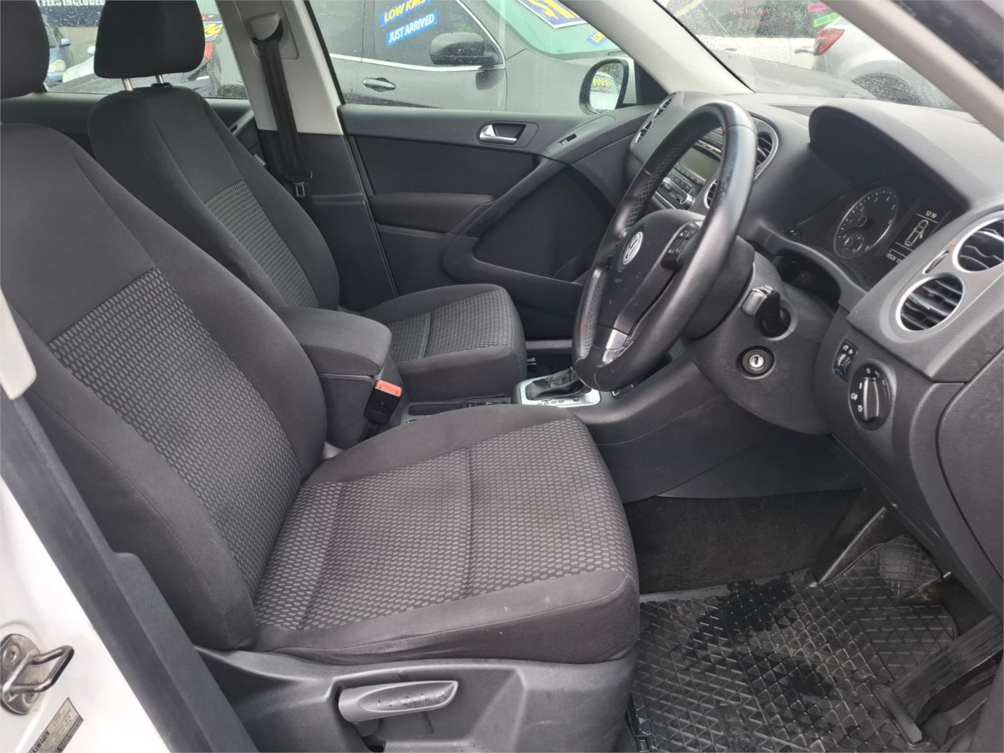 2010 VOLKSWAGEN TIGUAN 5NC MY10 125 TSI 6 SP AUTOMATIC TIPTRONIC 4D WAGON