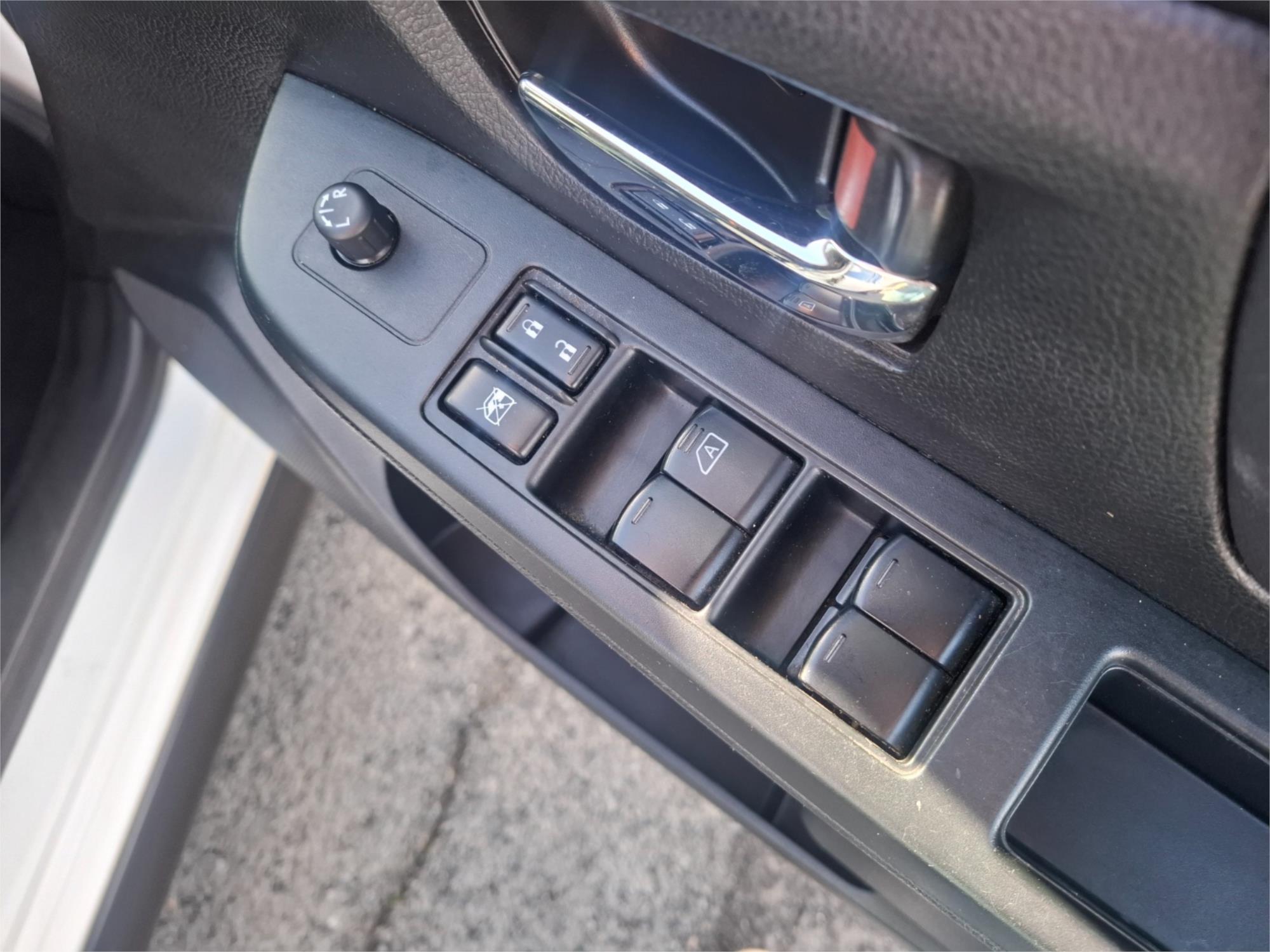 2013 SUBARU XV MY13 2.0i-L CONTINUOUS VARIABLE 4D WAGON