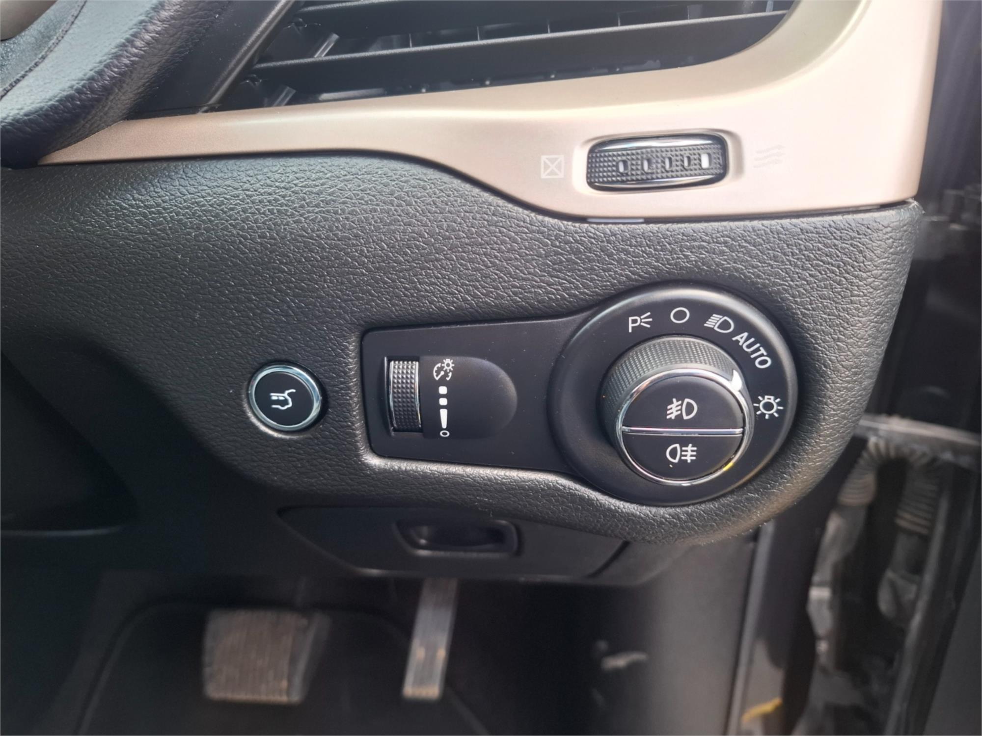 2015 JEEP CHEROKEE KL MY15 LIMITED (4x4) 9 SP AUTOMATIC 4D WAGON
