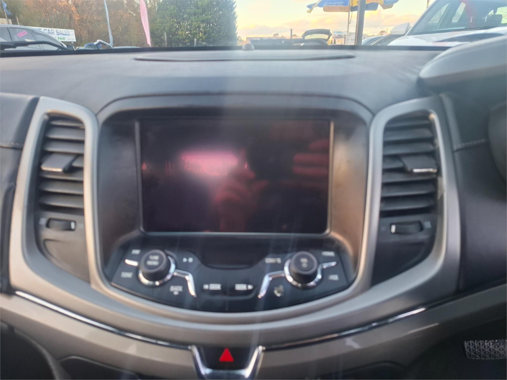 2013 HOLDEN COMMODORE VF MY14 INTERNATIONAL 6 SP AUTOMATIC 4D SEDAN