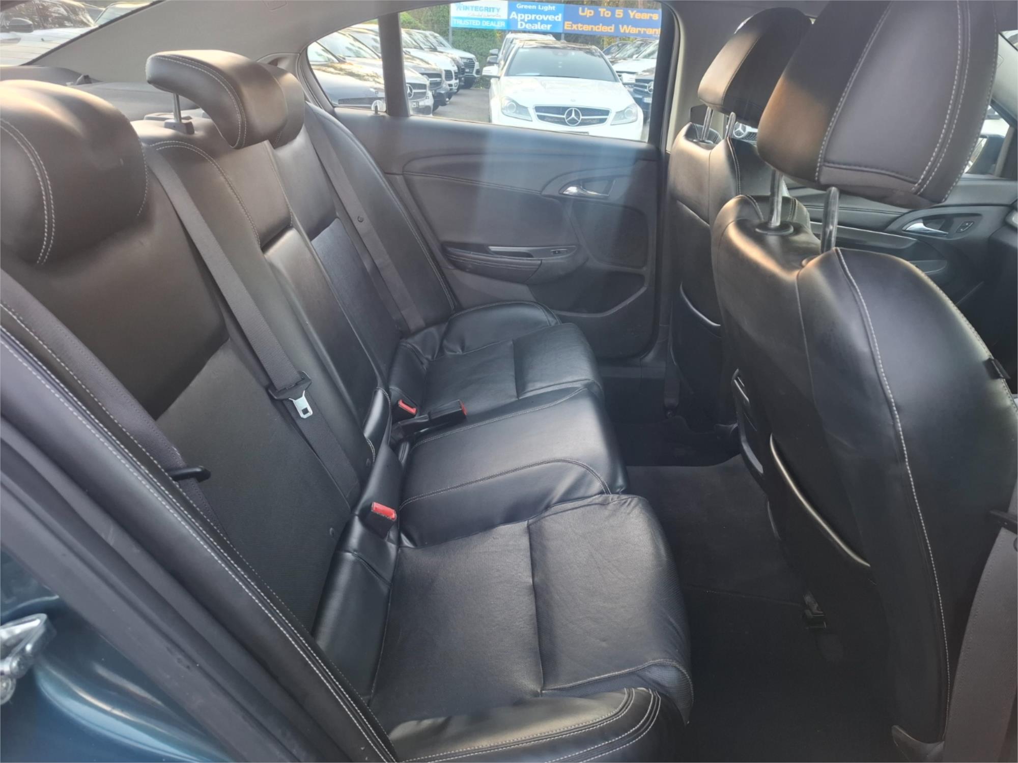 2013 HOLDEN COMMODORE VF MY14 INTERNATIONAL 6 SP AUTOMATIC 4D SEDAN