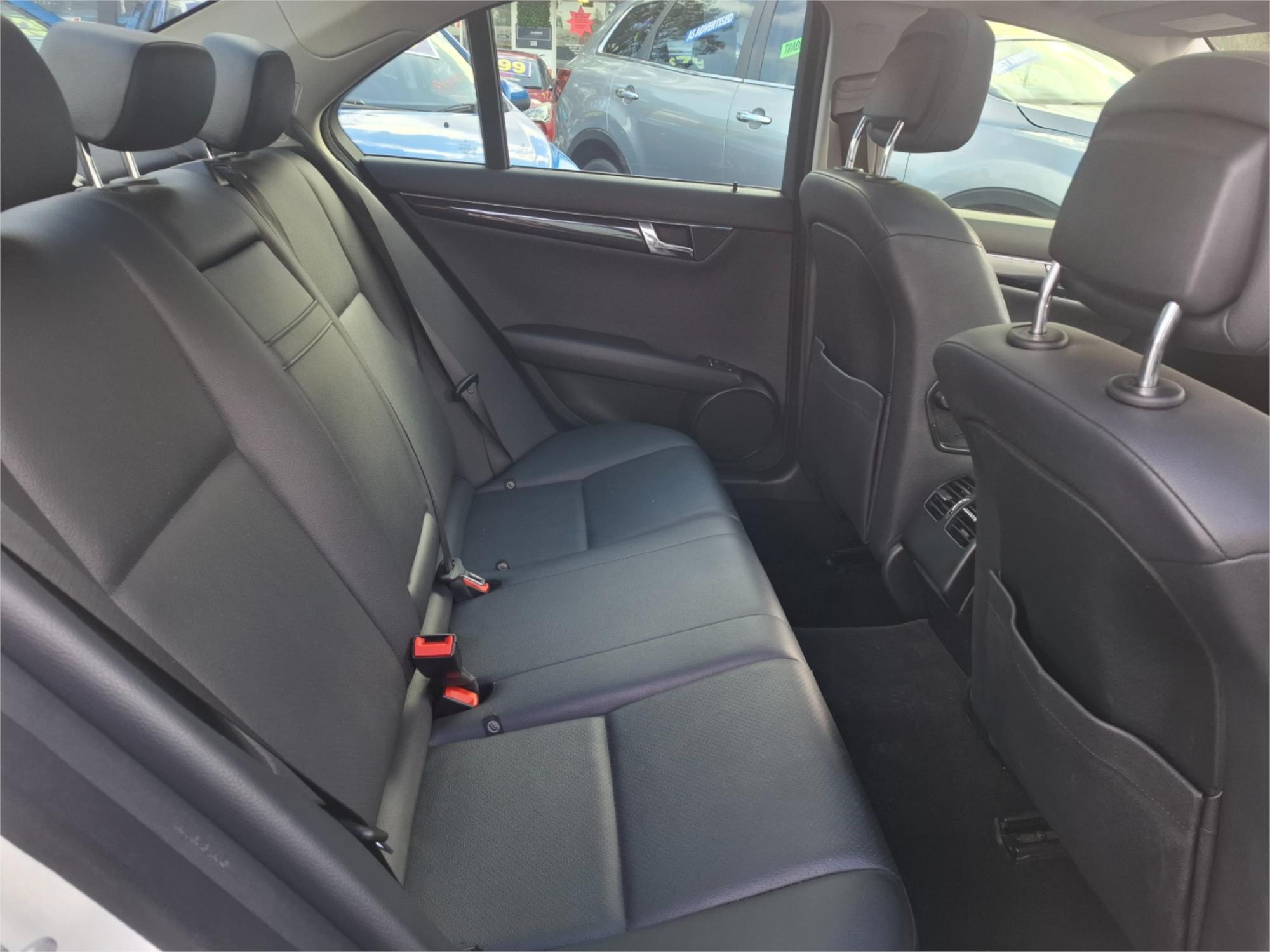 2010 MERCEDES-BENZ C200 W204 MY10 CGI 5 SP AUTOMATIC TIPSHIFT 4D SEDAN