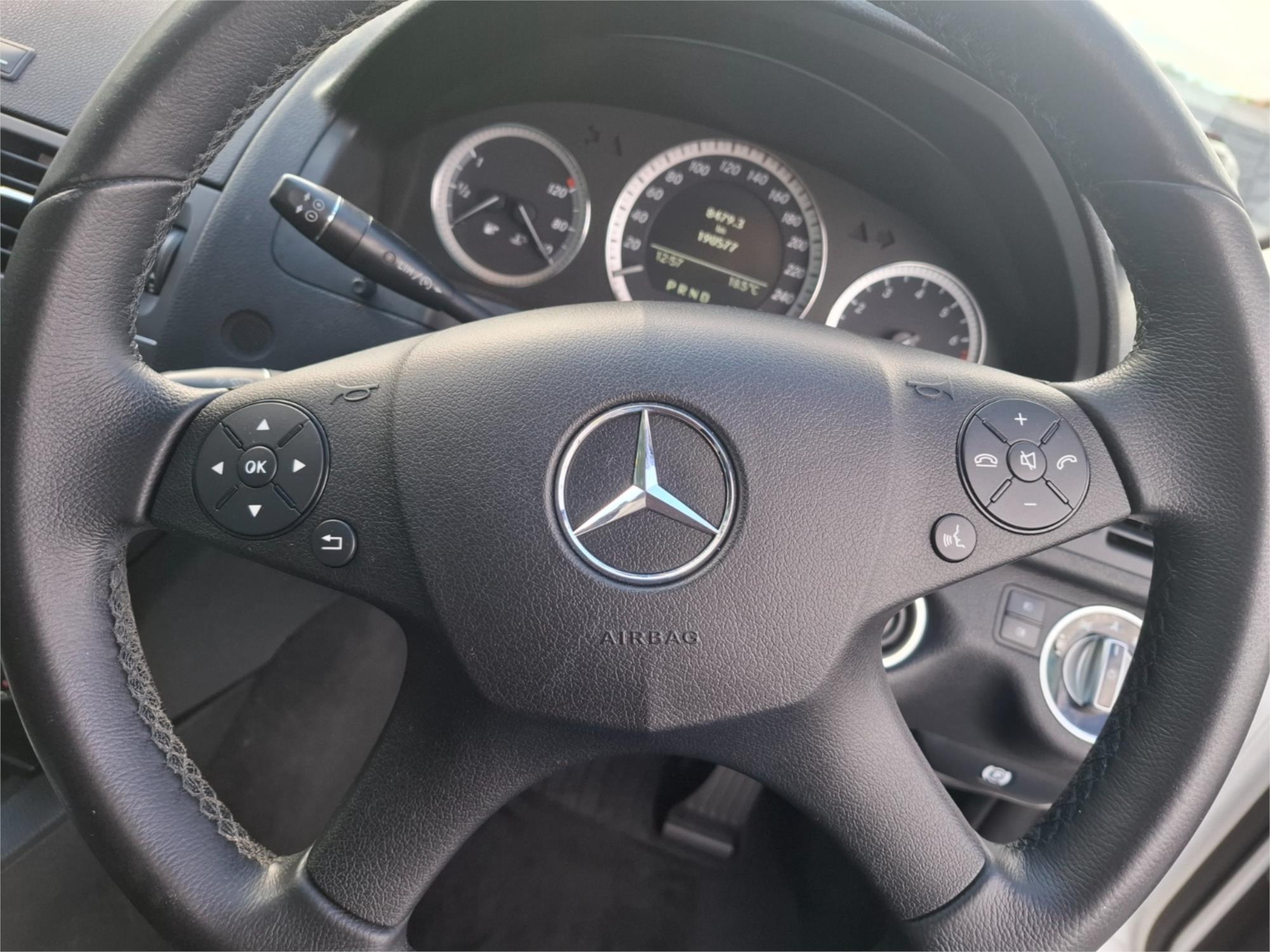 2010 MERCEDES-BENZ C200 W204 MY10 CGI 5 SP AUTOMATIC TIPSHIFT 4D SEDAN