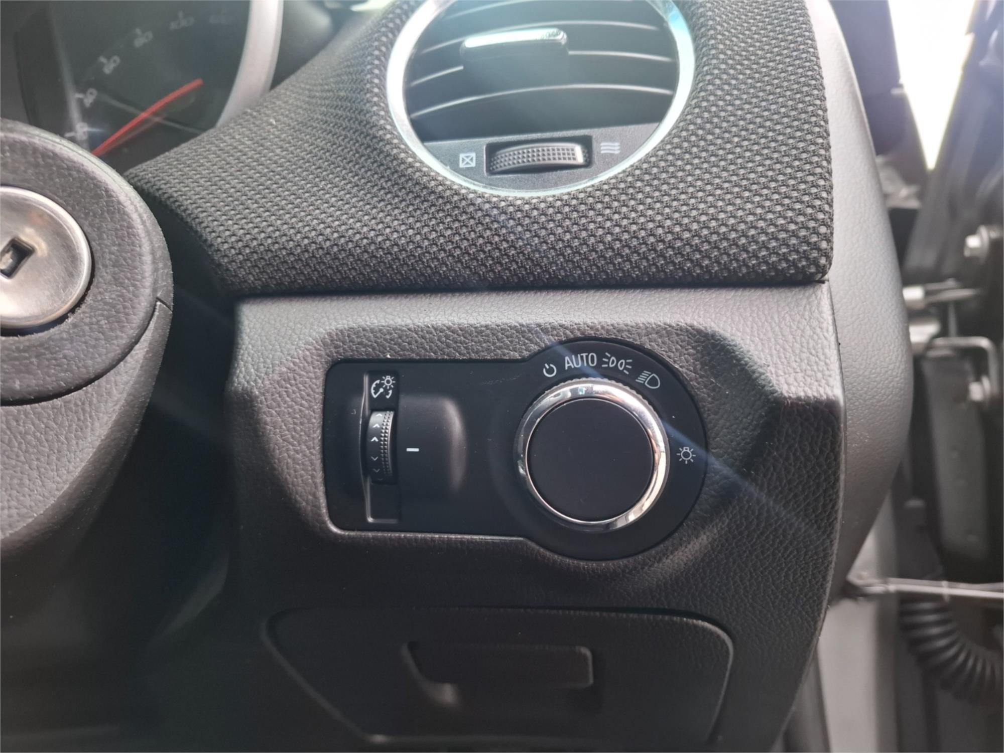 2012 HOLDEN CRUZE JH MY12 CD 5 SP MANUAL 5D HATCHBACK