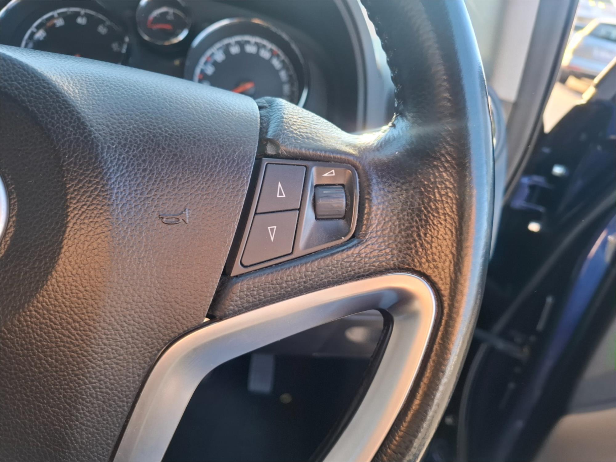 2011 HOLDEN CAPTIVA CG SERIES II 5 (FWD) 6 SP AUTOMATIC 4D WAGON