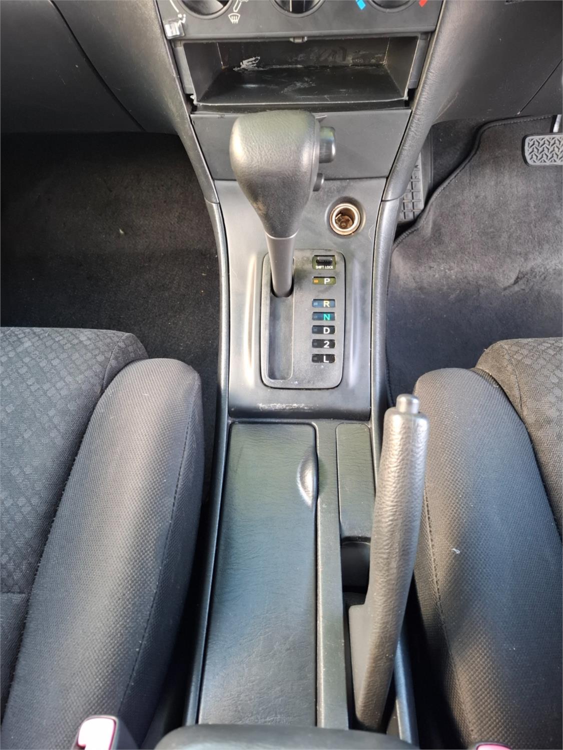 2006 TOYOTA COROLLA ZZE122R ASCENT 4 SP AUTOMATIC 5D HATCHBACK
