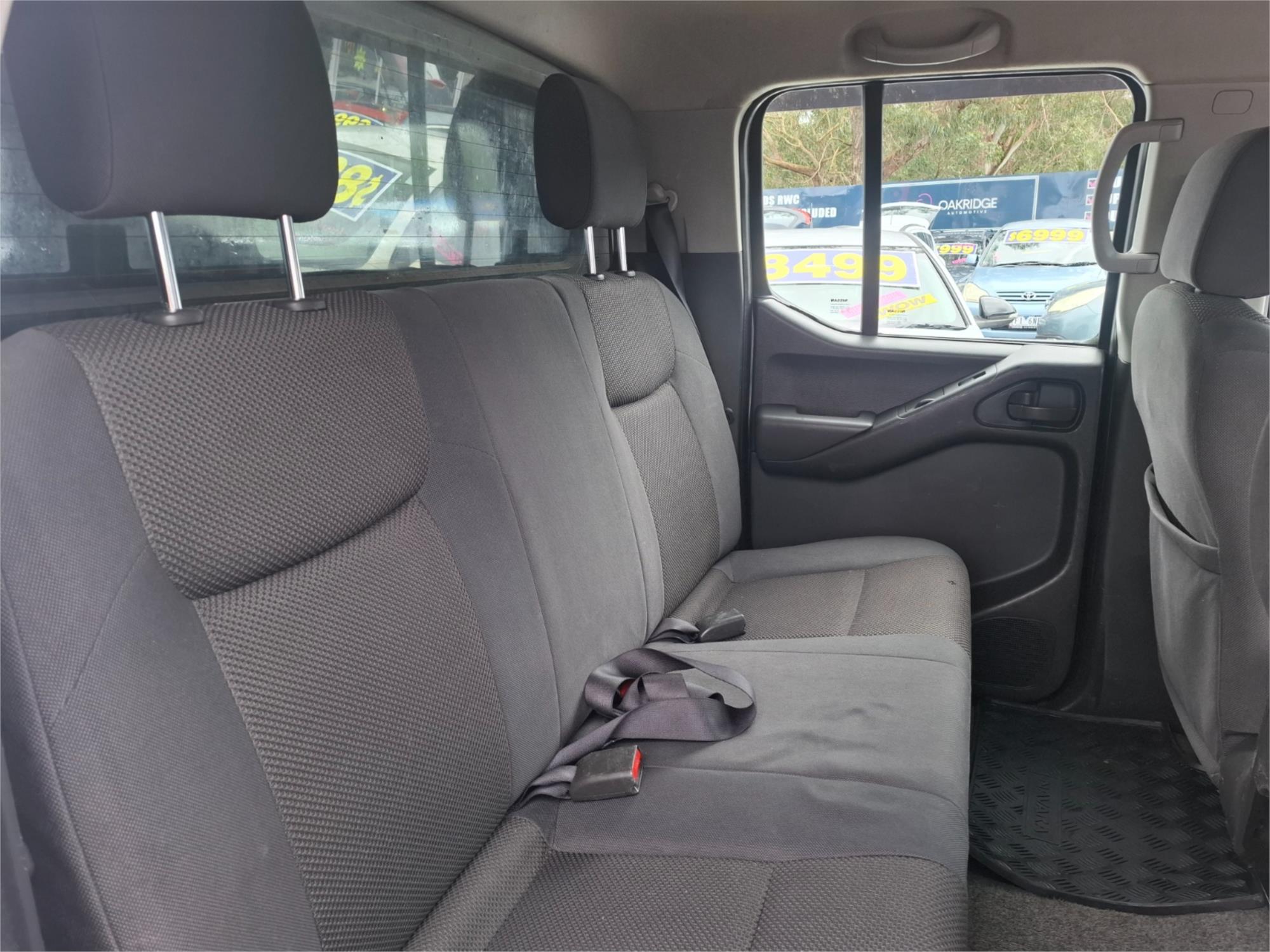 2011 NISSAN NAVARA D40 MY11 RX (4x2) 5 SP AUTOMATIC DUAL CAB P/UP