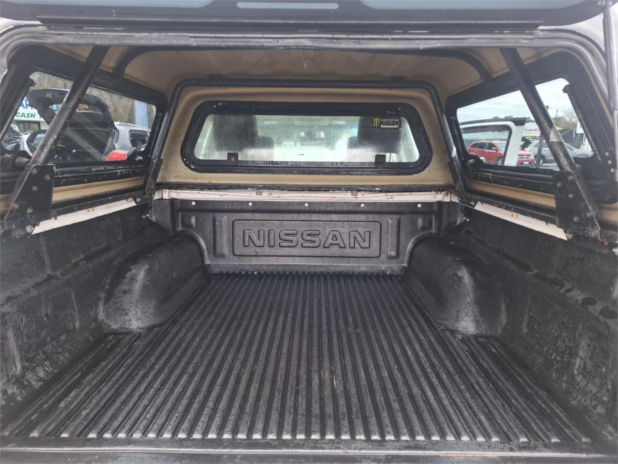 2011 NISSAN NAVARA D40 MY11 RX (4x2) 5 SP AUTOMATIC DUAL CAB P/UP
