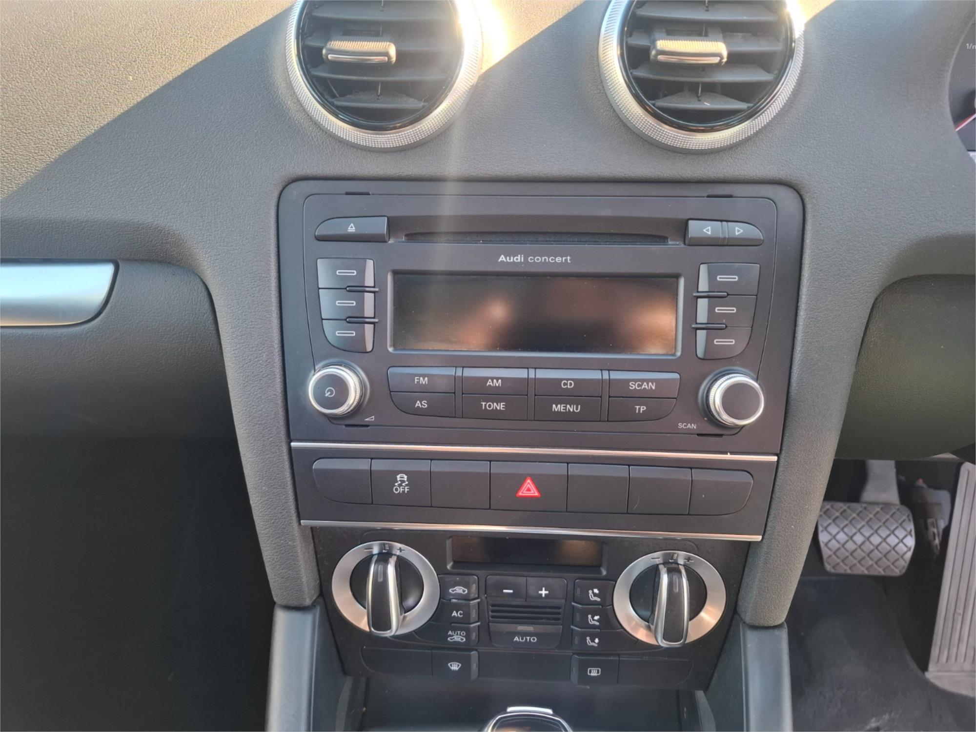 2012 AUDI A3 8P MY12 SPORTBACK 1.8 TFSI AMBITION 7 SP AUTO DIRECT SHIFT 5D HATCHBACK