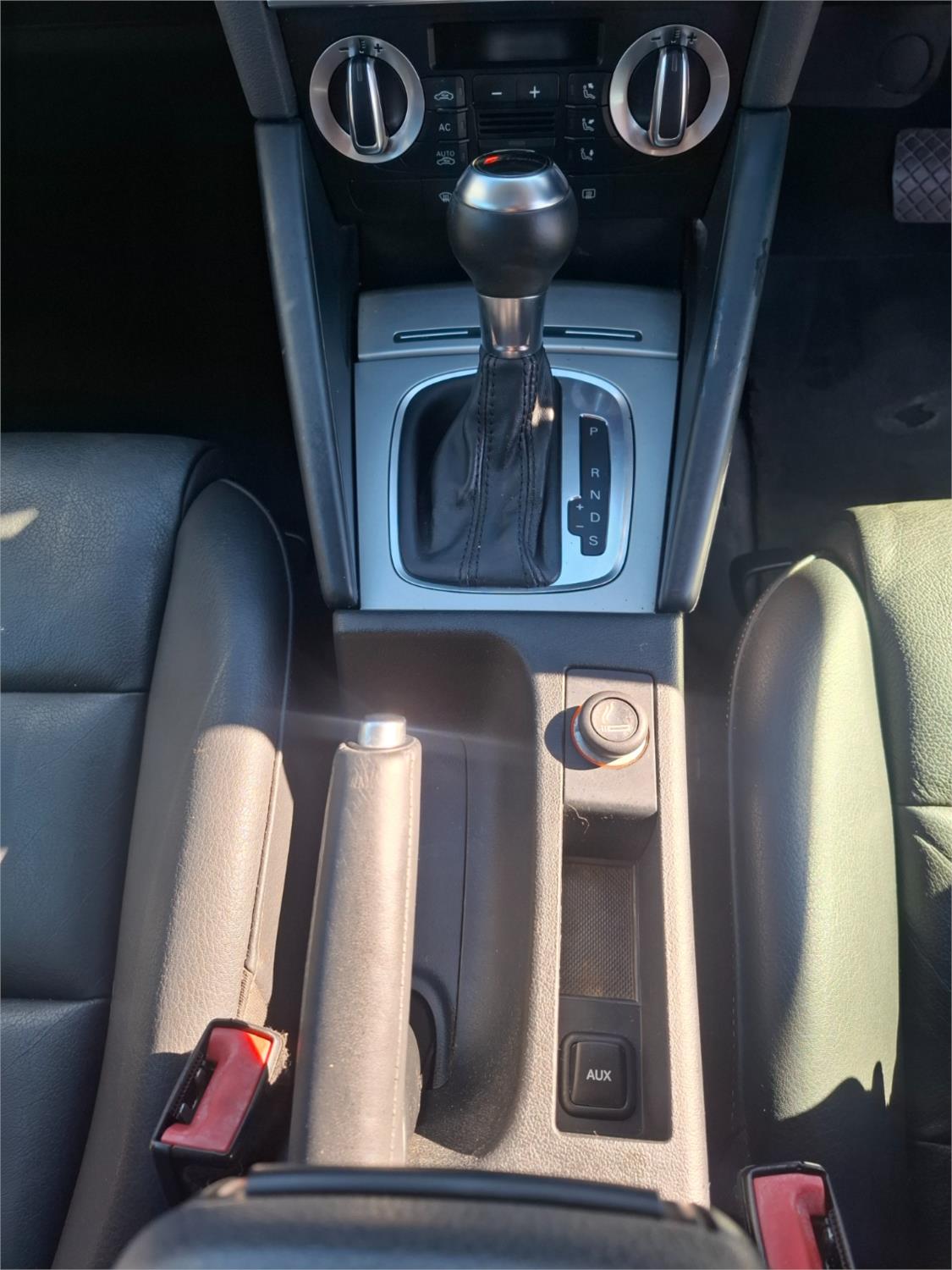 2012 AUDI A3 8P MY12 SPORTBACK 1.8 TFSI AMBITION 7 SP AUTO DIRECT SHIFT 5D HATCHBACK