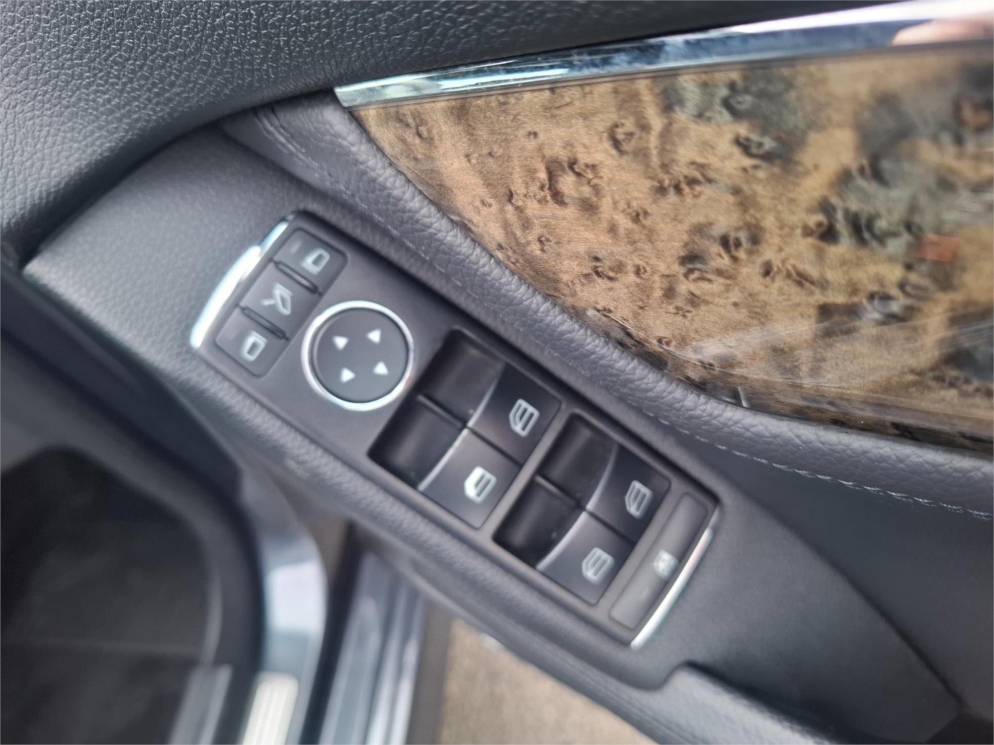 2010 MERCEDES-BENZ C250 W204 MY10 CGI AVANTGARDE 5 SP AUTOMATIC TIPSHIFT 4D SEDAN