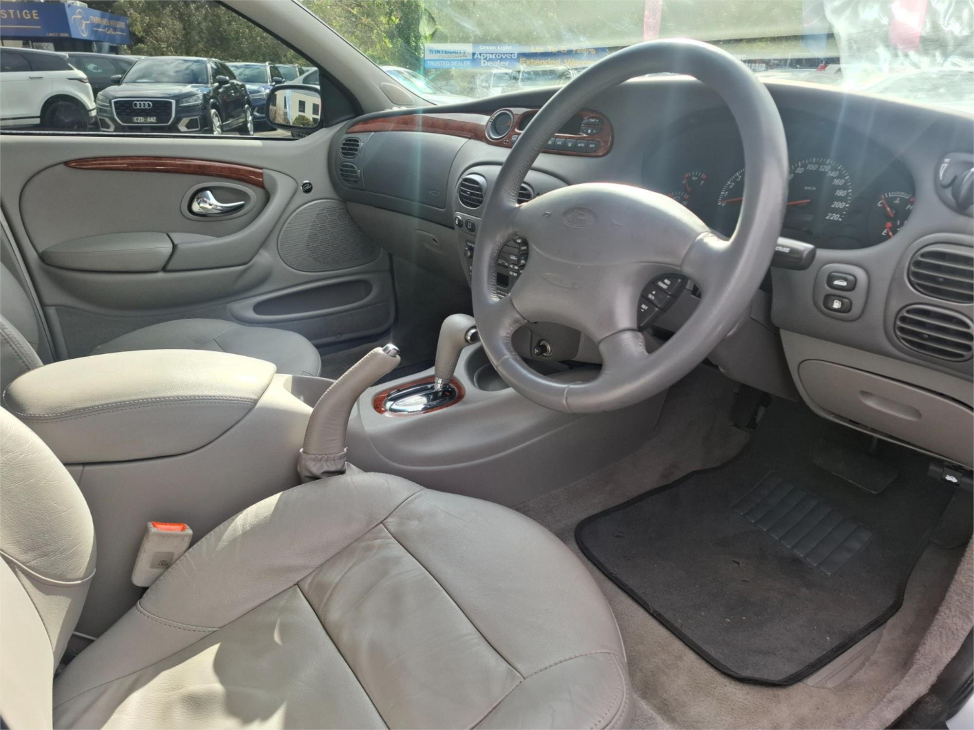 1999 FORD FAIRLANE AU GHIA 4 SP AUTOMATIC 4D SEDAN