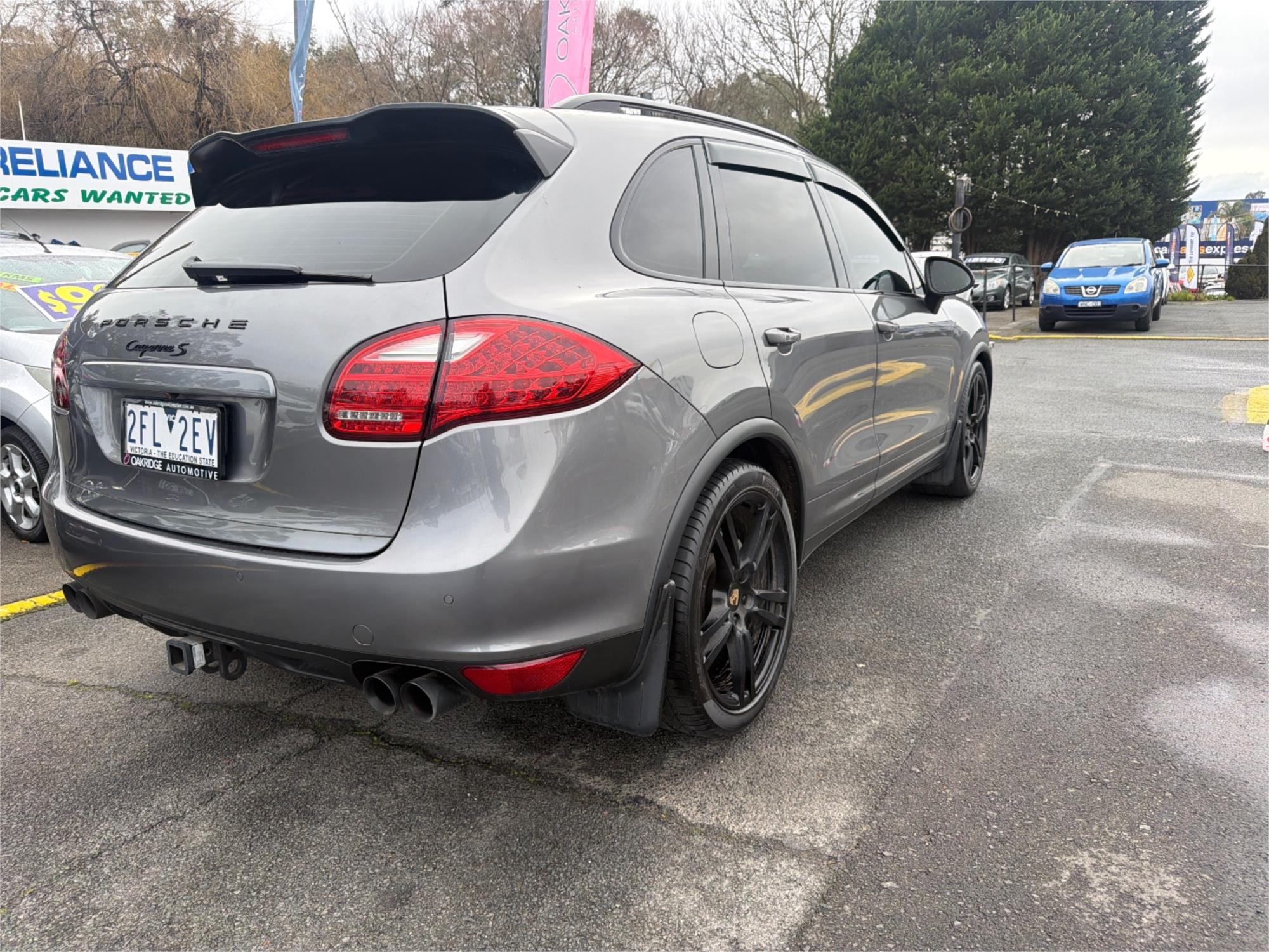2011 PORSCHE CAYENNE SERIES 2 MY12 S 8 SP AUTOMATIC TIPTRONIC 4D WAGON